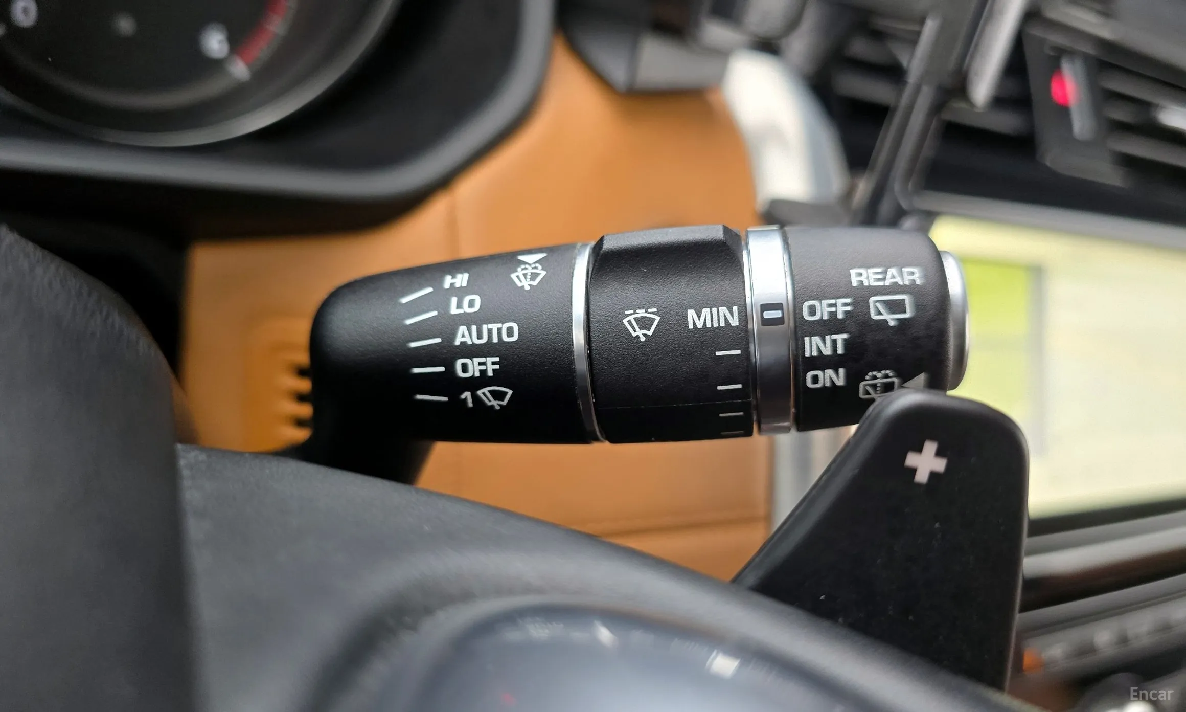 Land Rover Discovery 5 превью 15