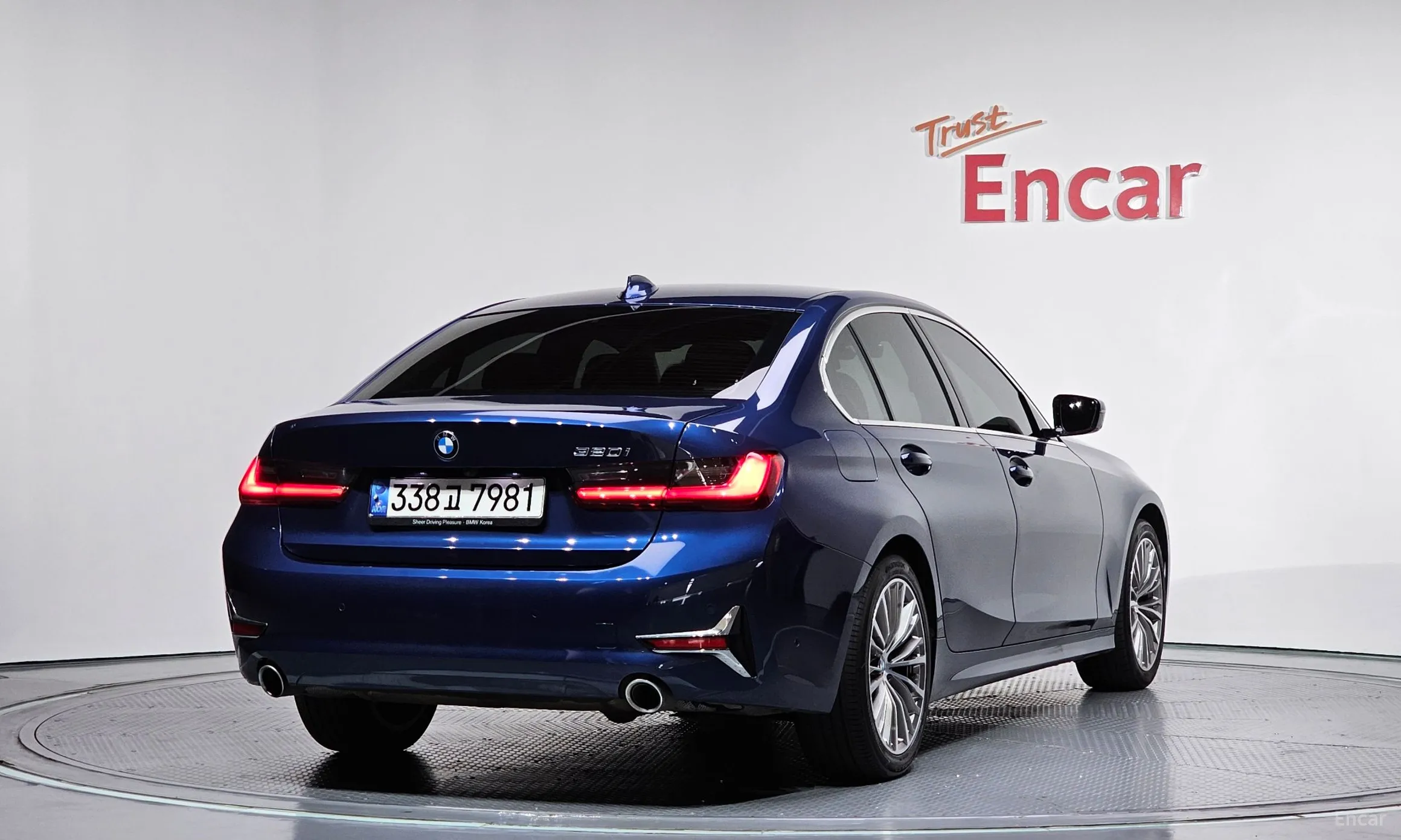 BMW 3 Series (G20) превью 2