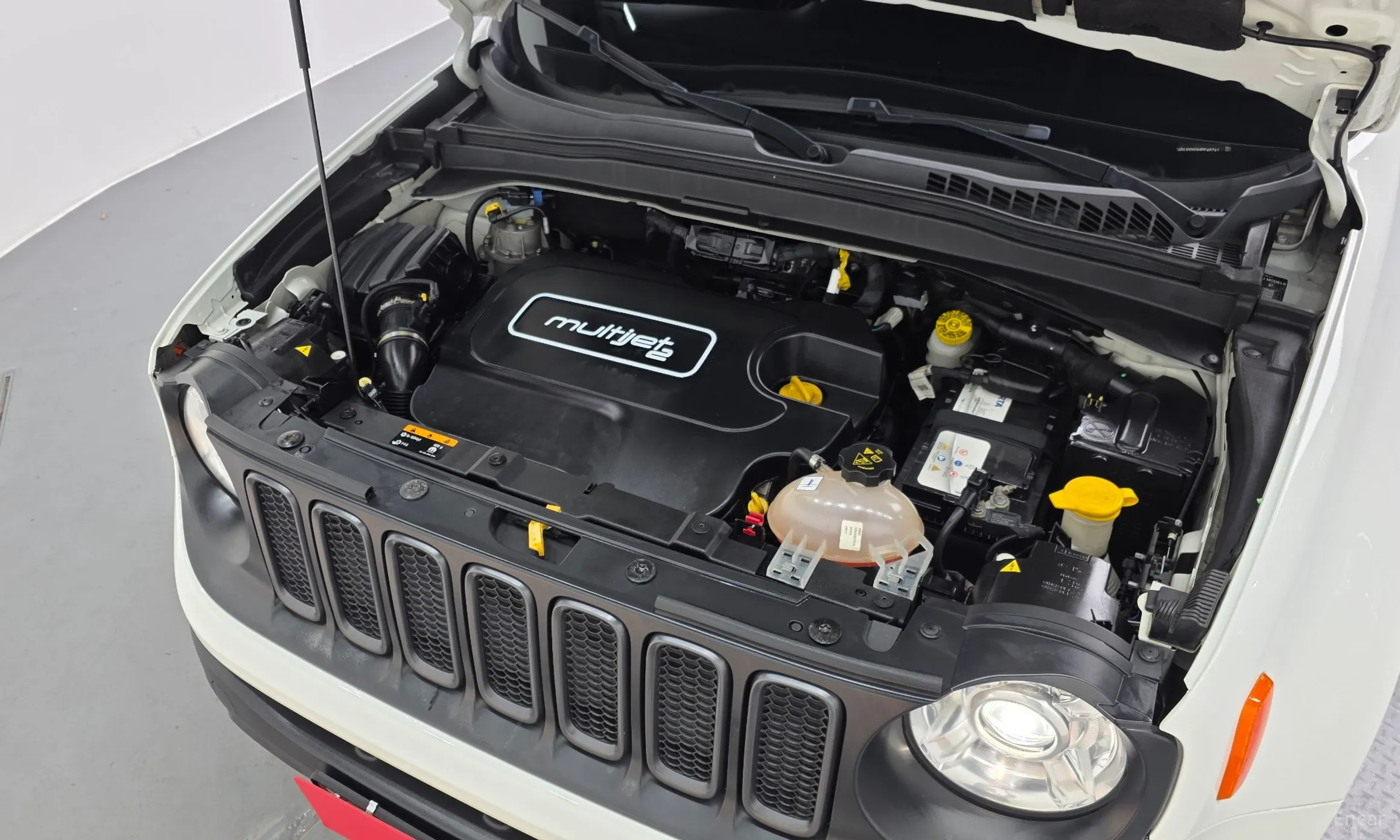 Jeep Renegade превью 6