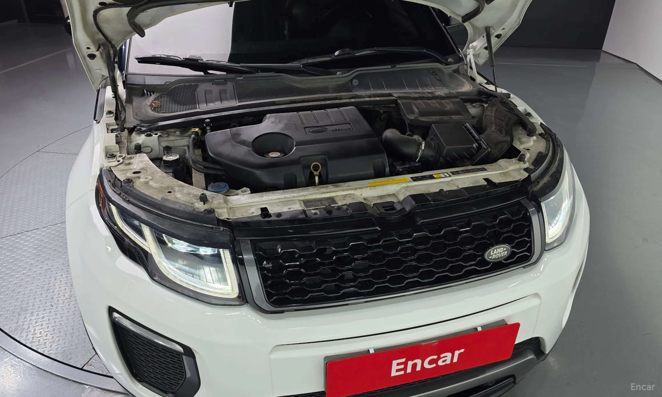 Land Rover Range Rover Evoque превью 6