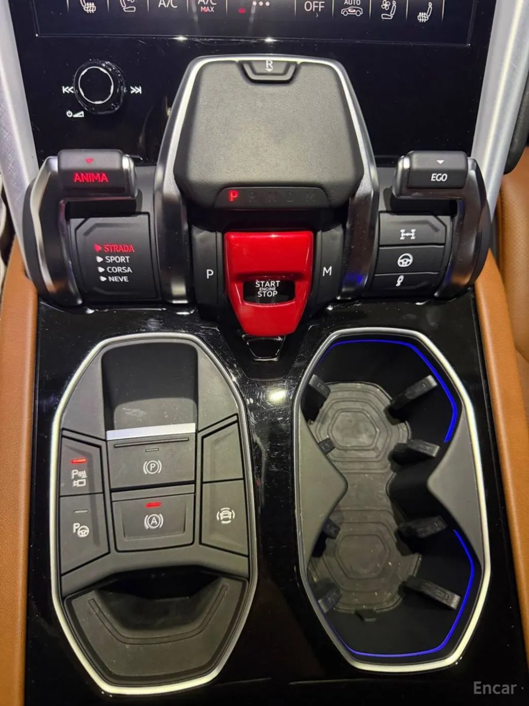 Lamborghini Urus превью 12
