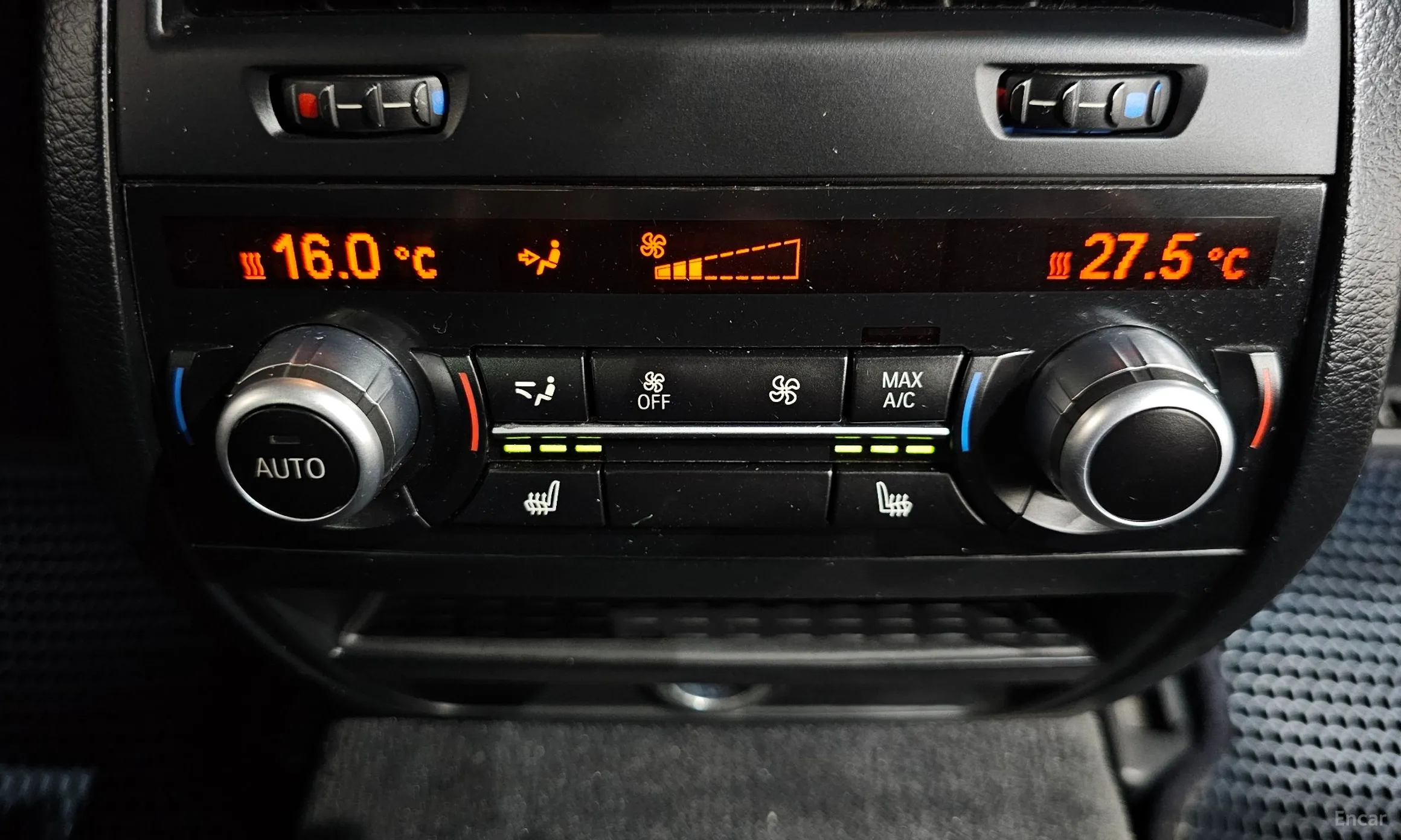 BMW 5 Series (F10) превью 18