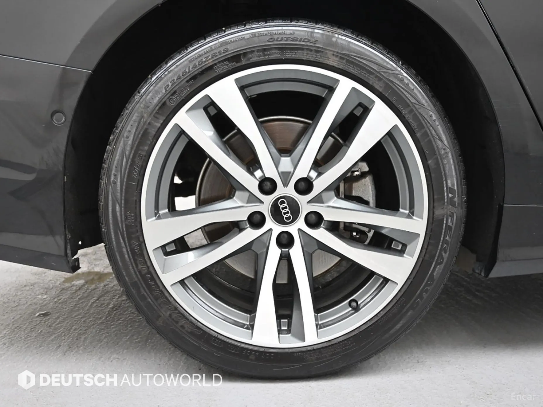 Audi A6 (C8) превью 5