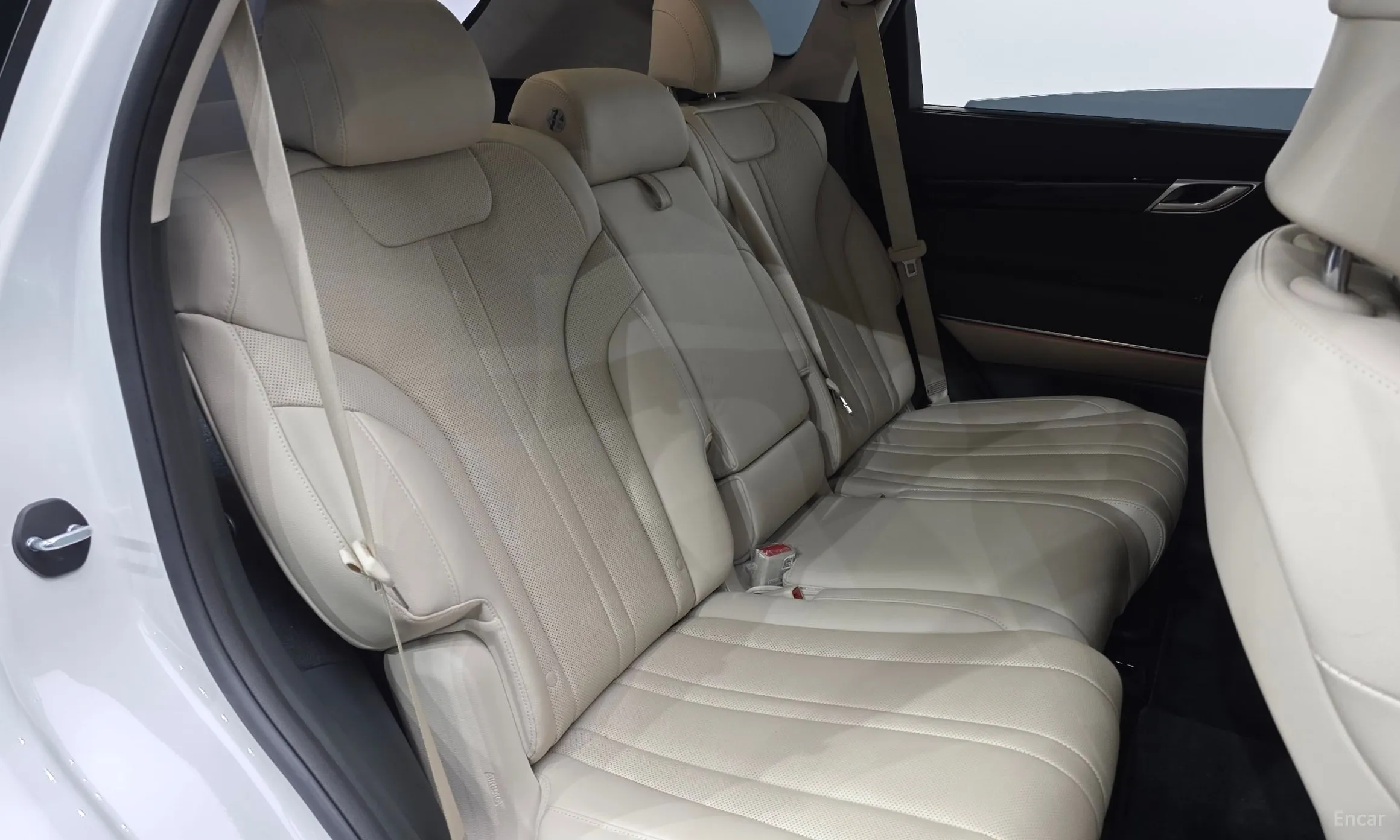Genesis GV80 превью 12
