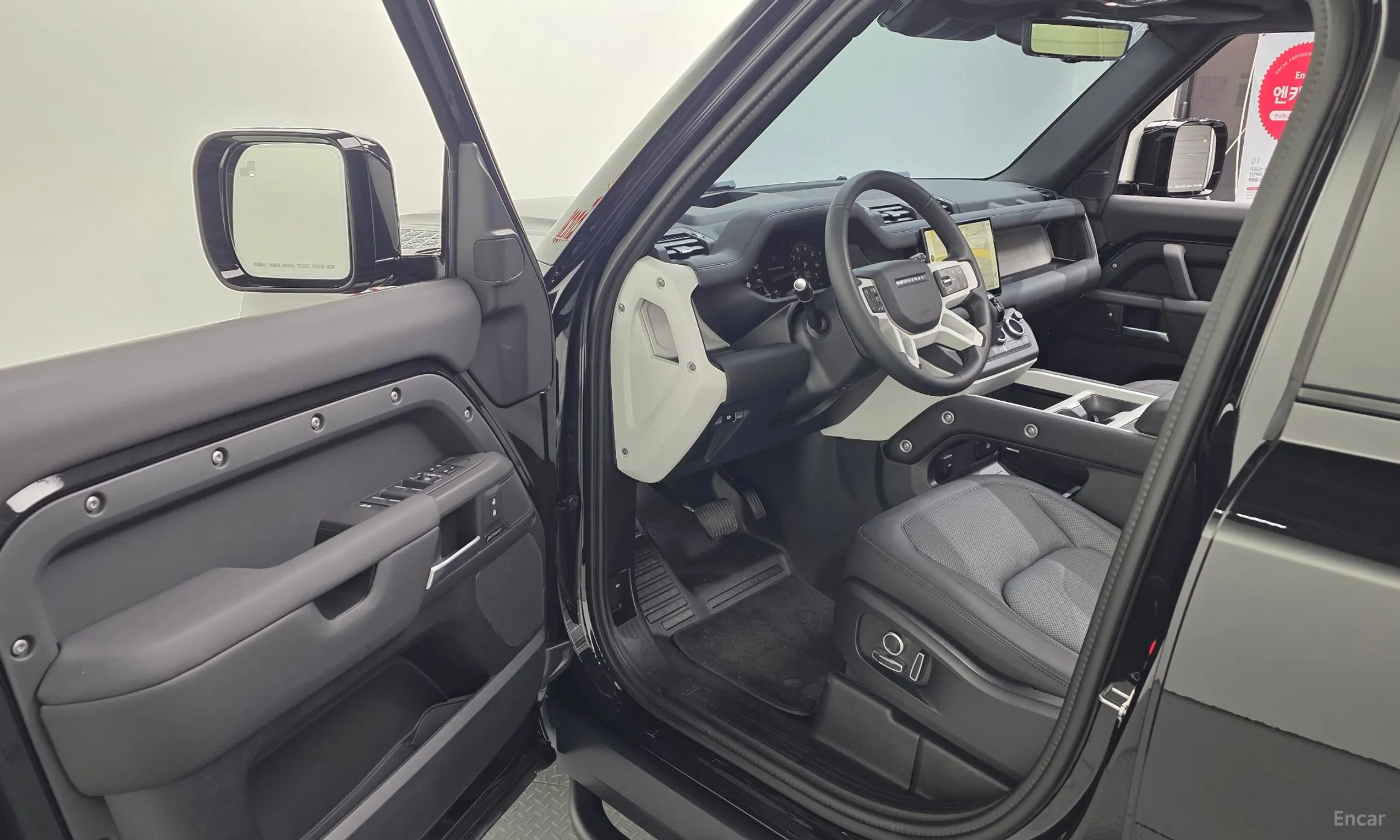 Land Rover Defender (L663) превью 11