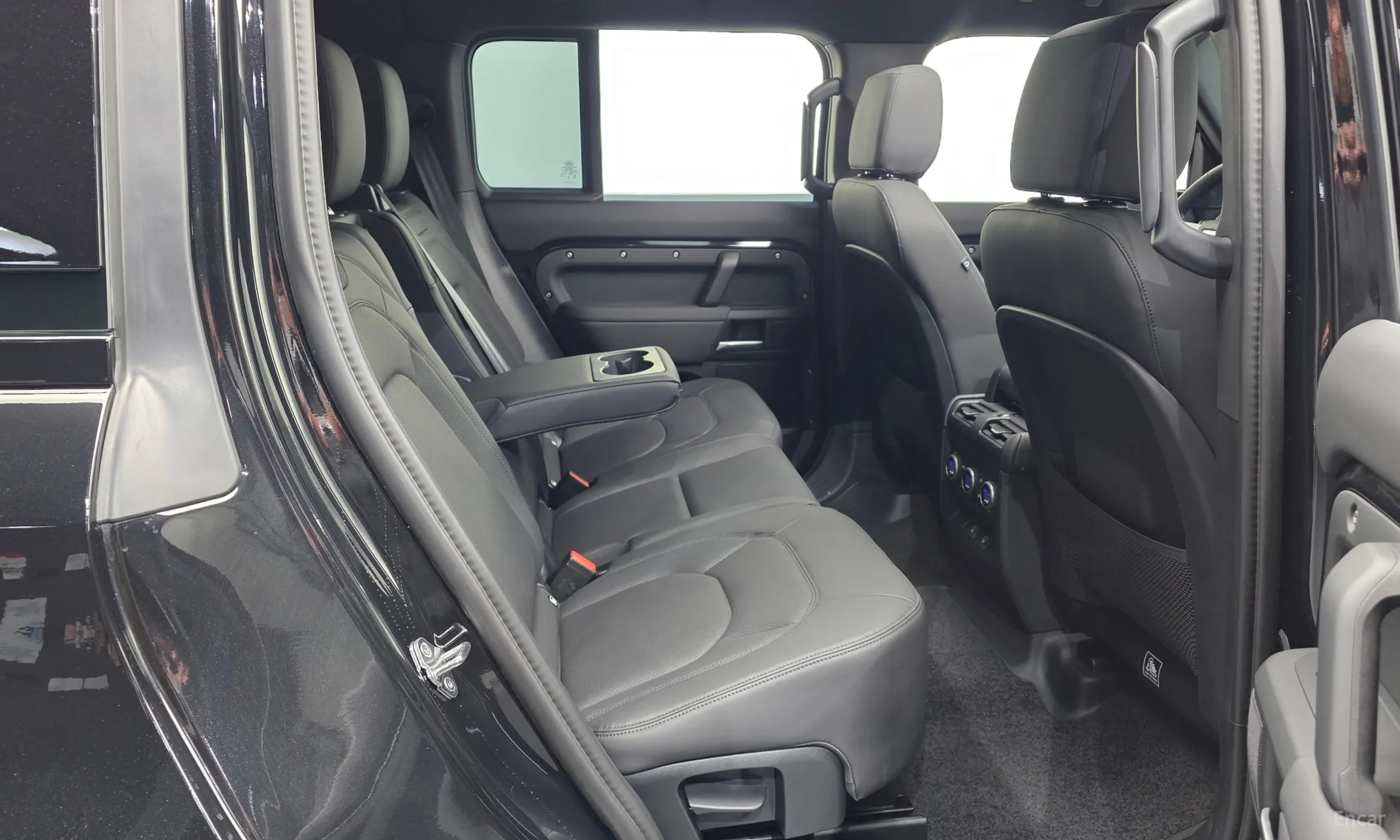 Land Rover Defender (L663) превью 5