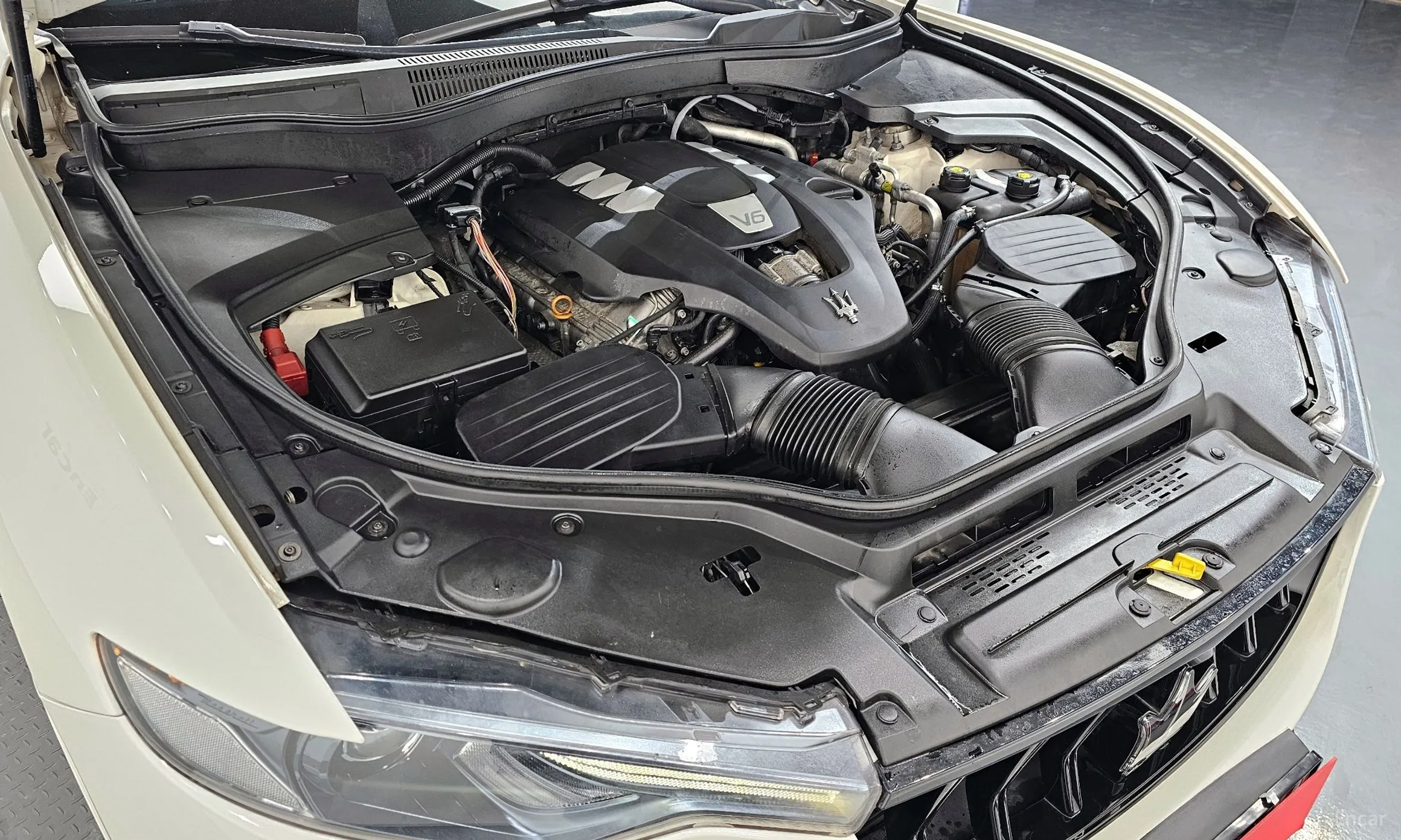 Maserati Levante превью 6