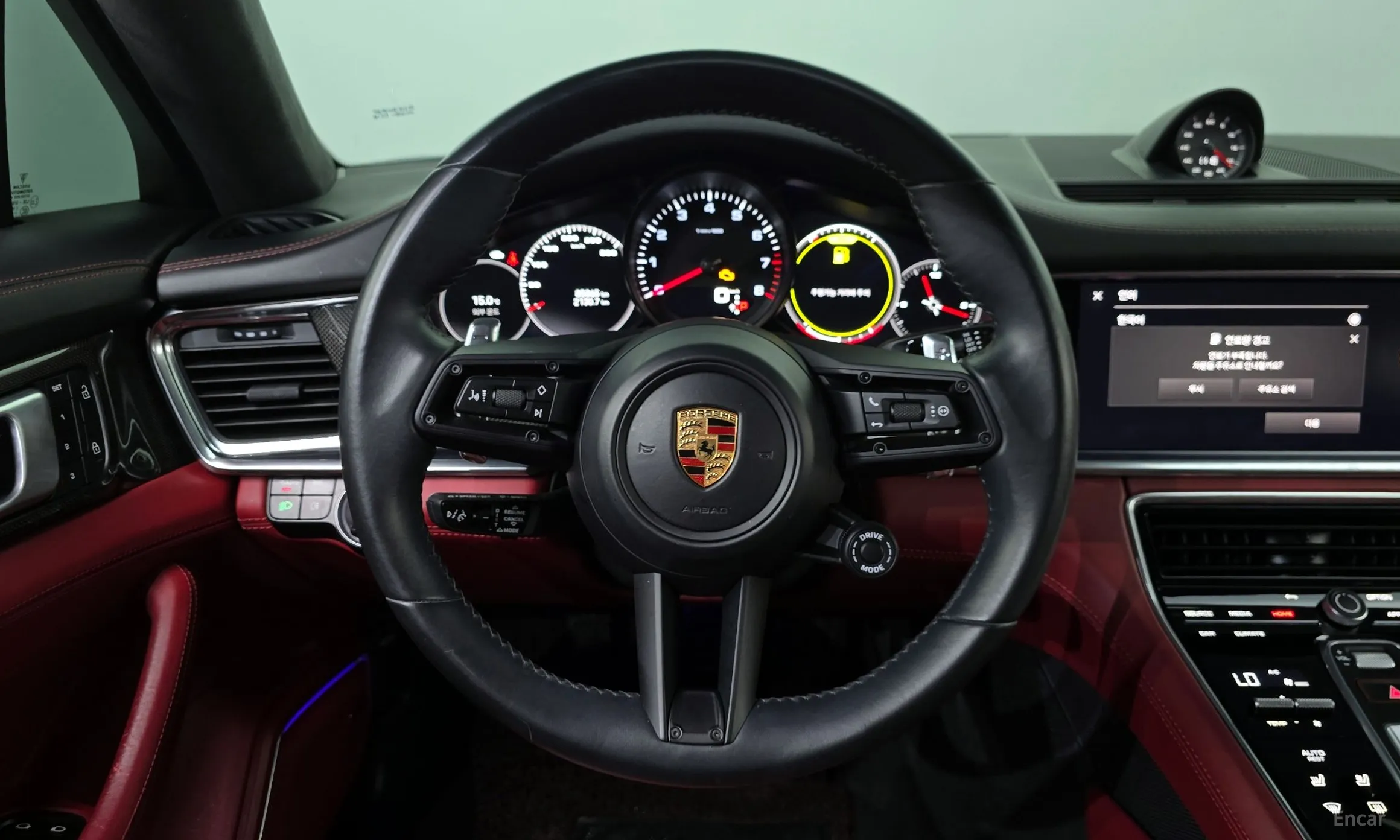 Porsche Panamera (971) превью 13