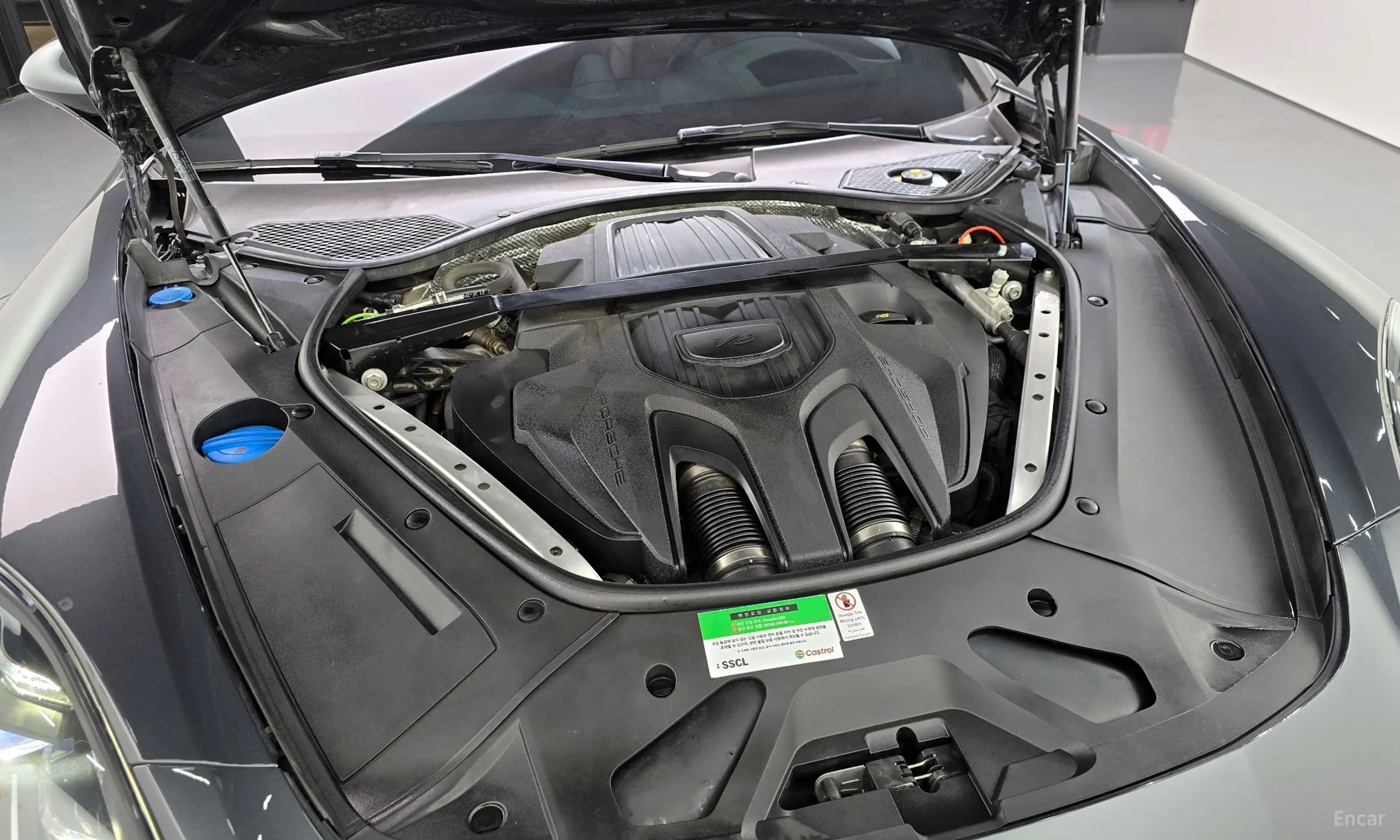 Porsche Panamera (971) превью 6