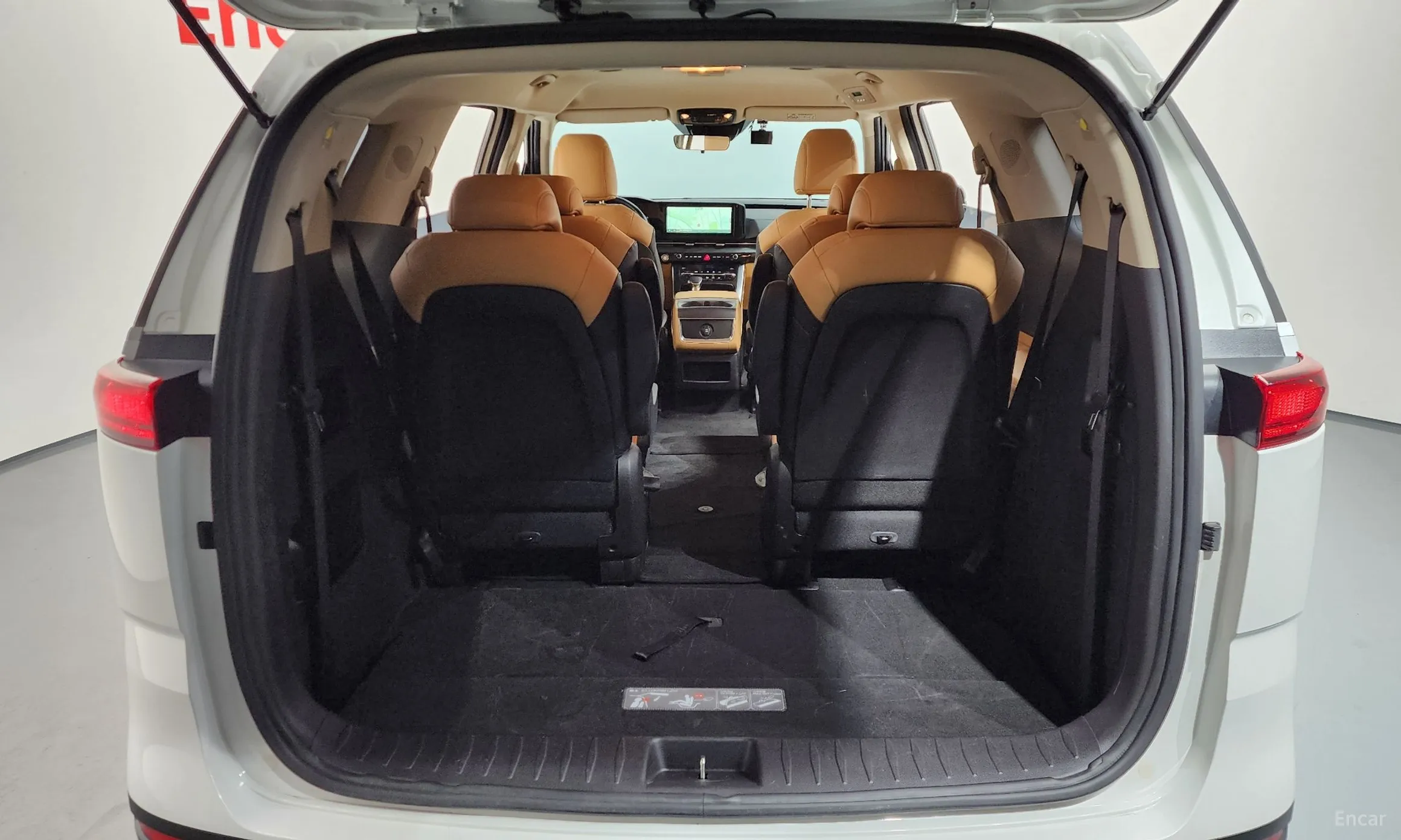 Kia Carnival Gen 4 превью 20