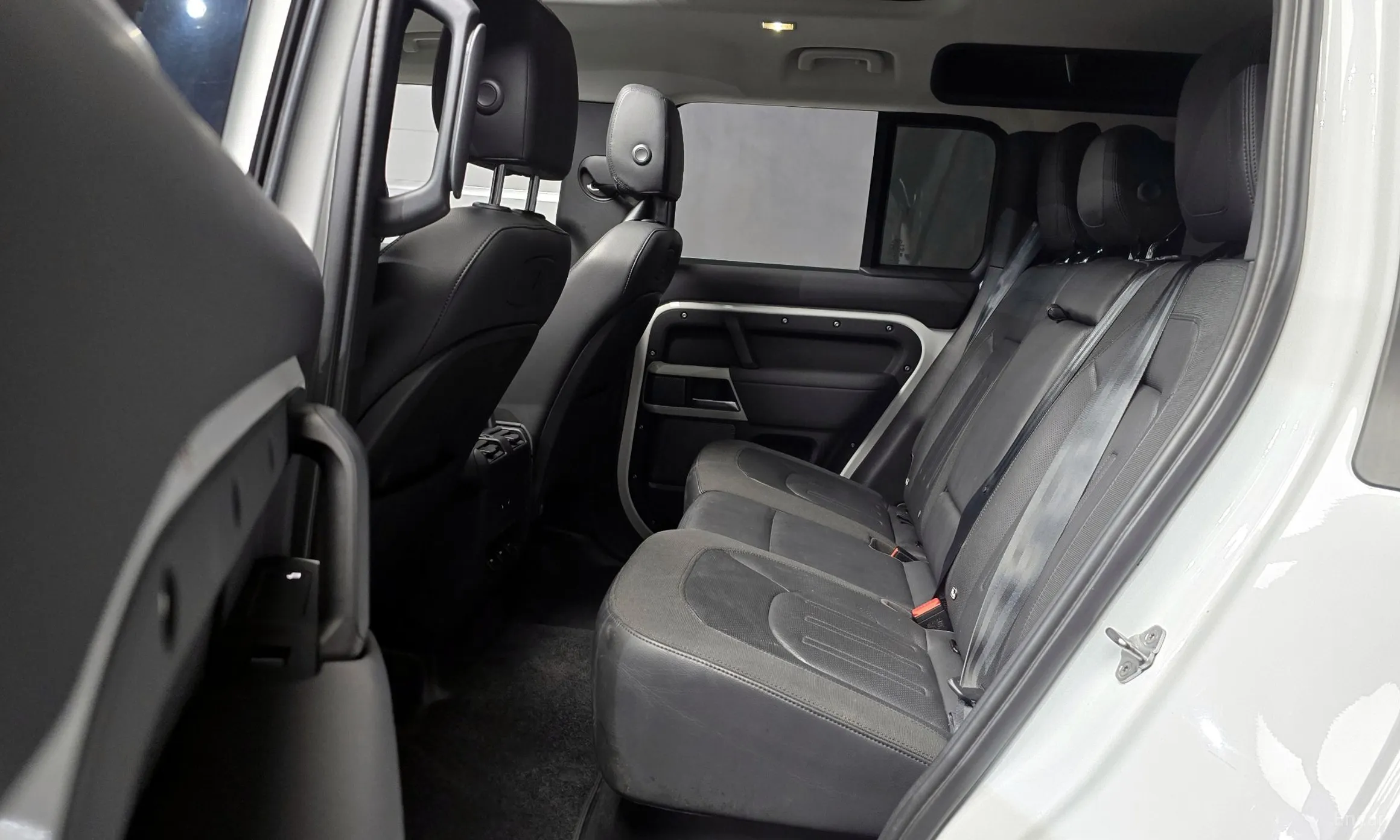 Land Rover Defender (L663) превью 13
