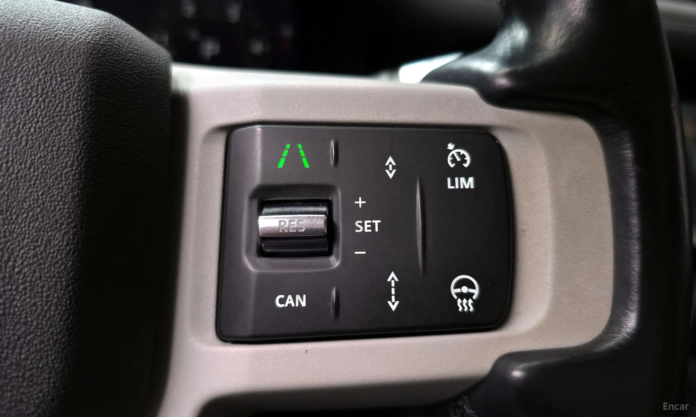 Land Rover Defender (L663) превью 17