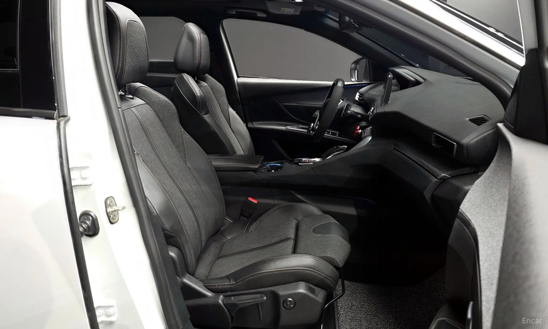 Peugeot 5008 2nd generation превью 11