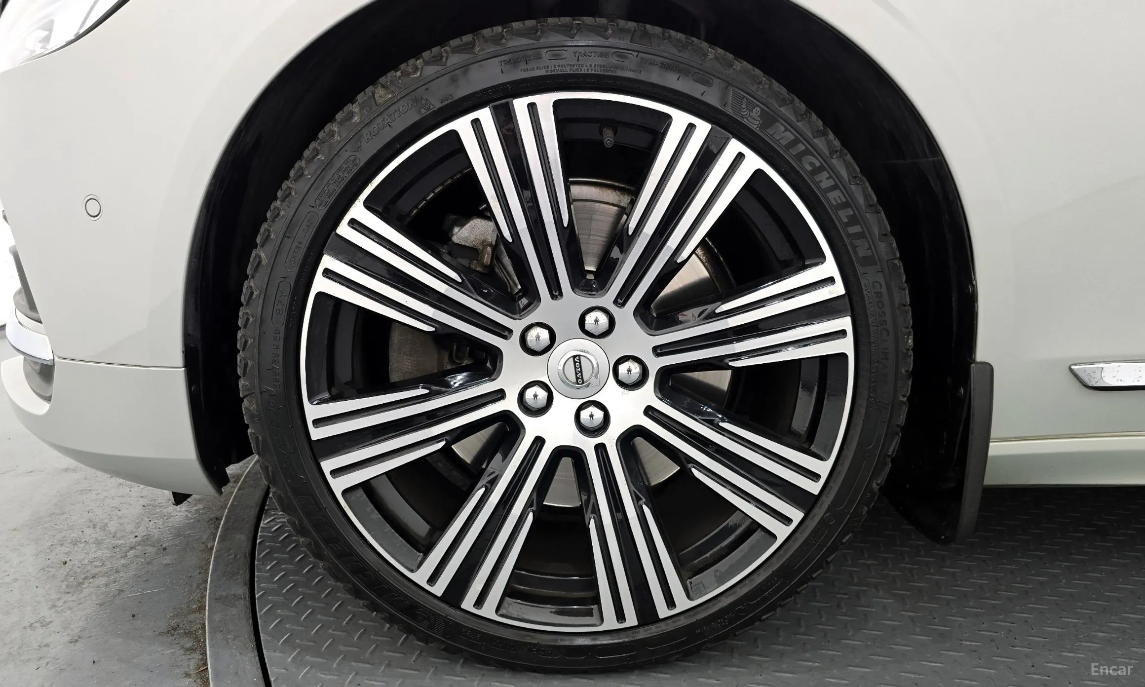 Volvo S90 превью 5