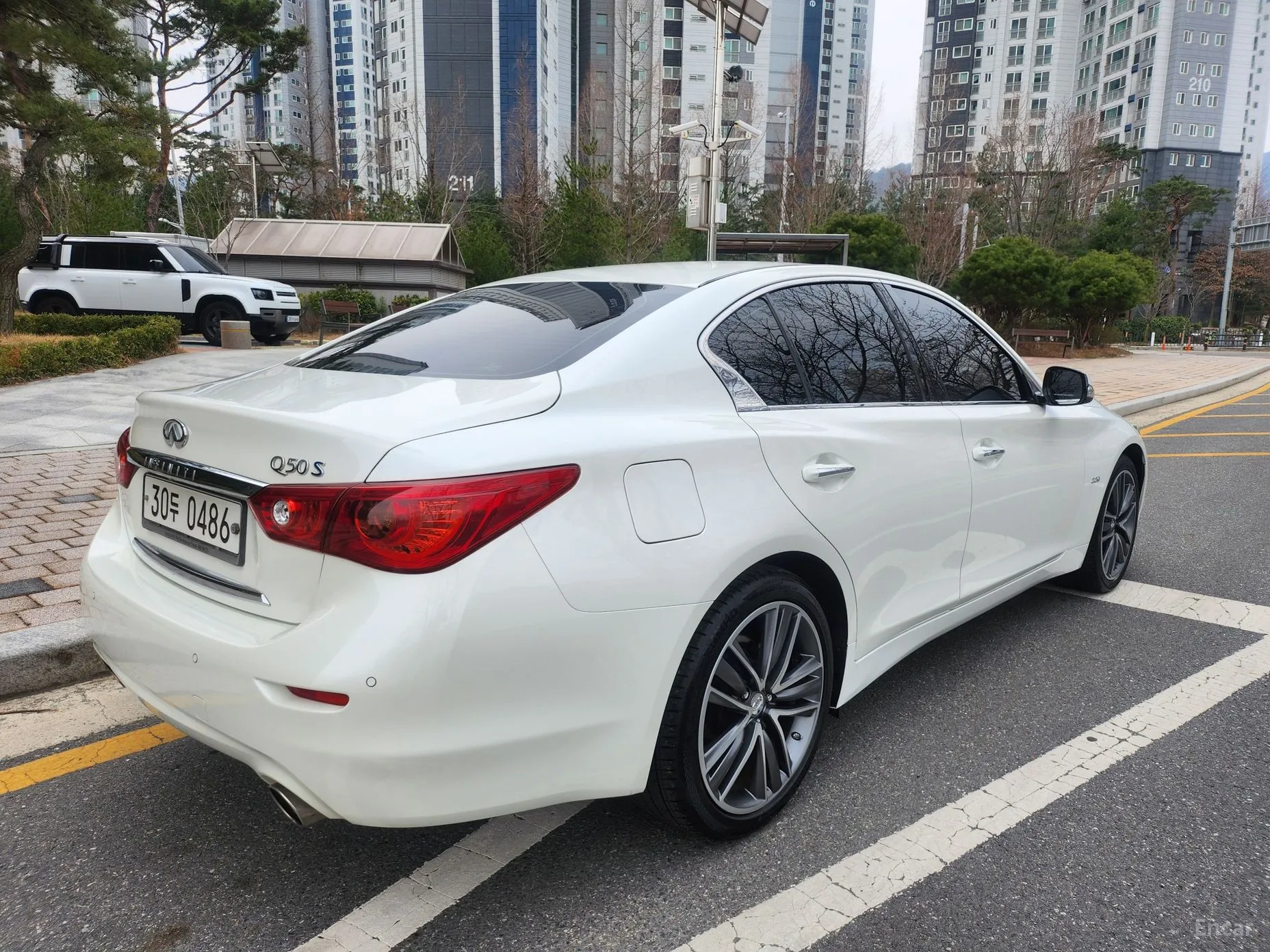 Infiniti Q50 превью 17