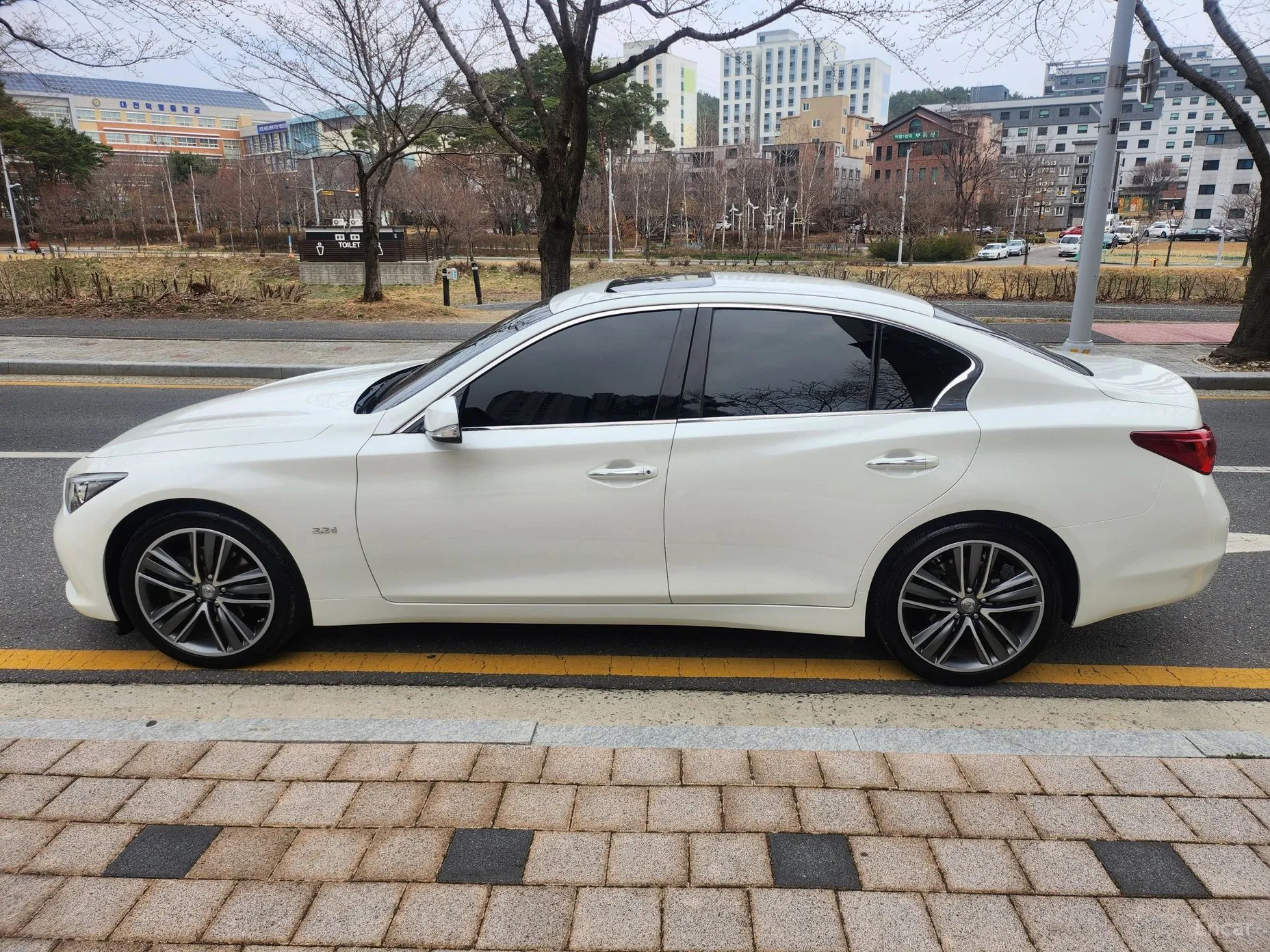 Infiniti Q50 превью 18