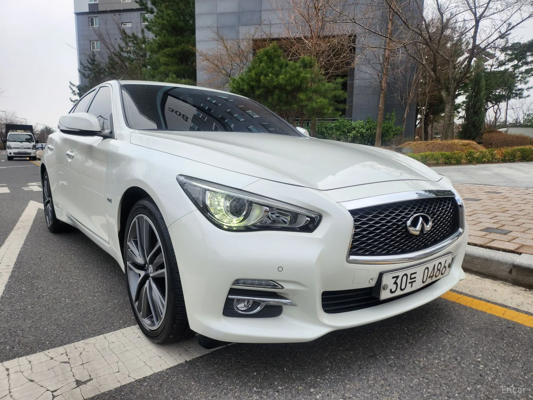 Infiniti Q50 превью 19