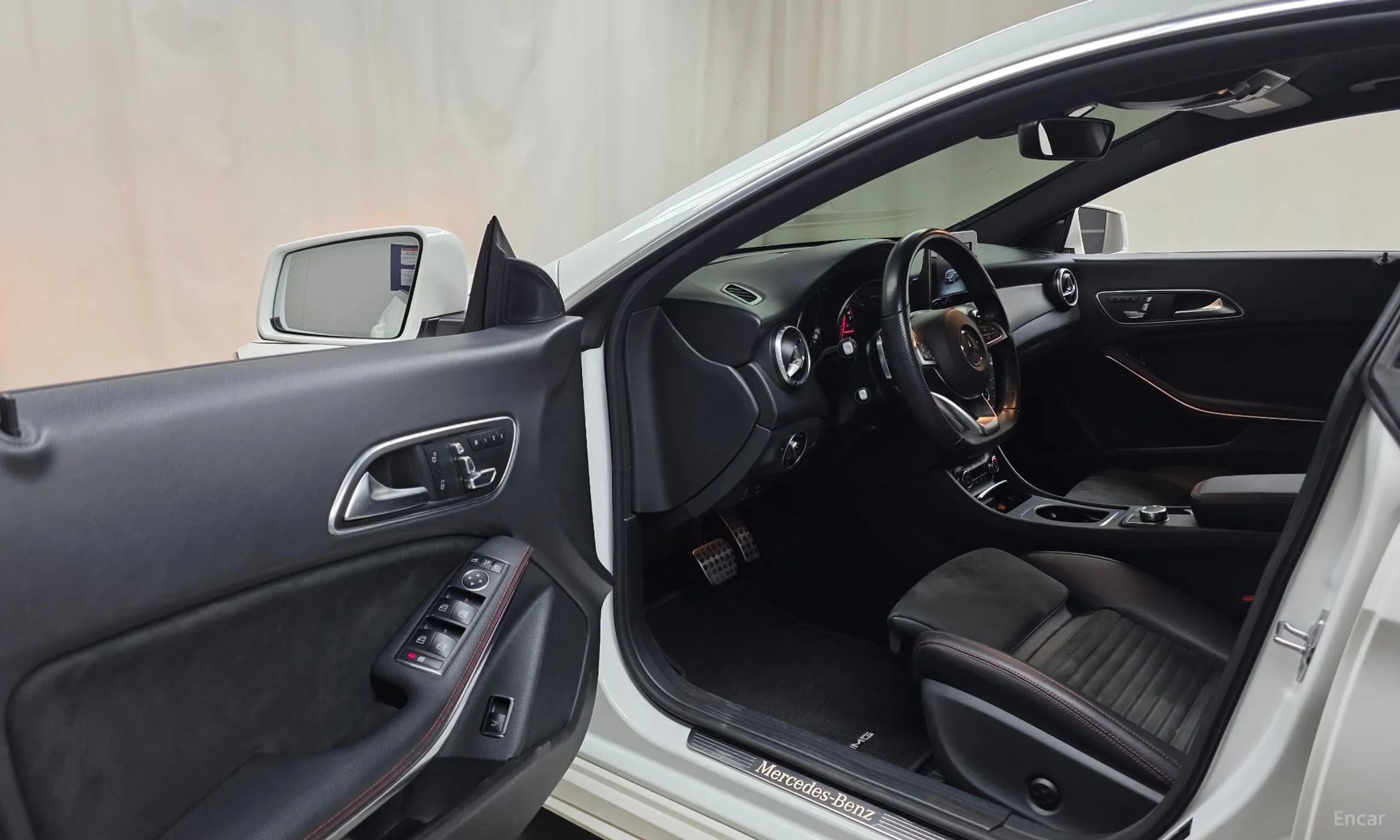 Mercedes Benz CLA-Class C117 превью 10