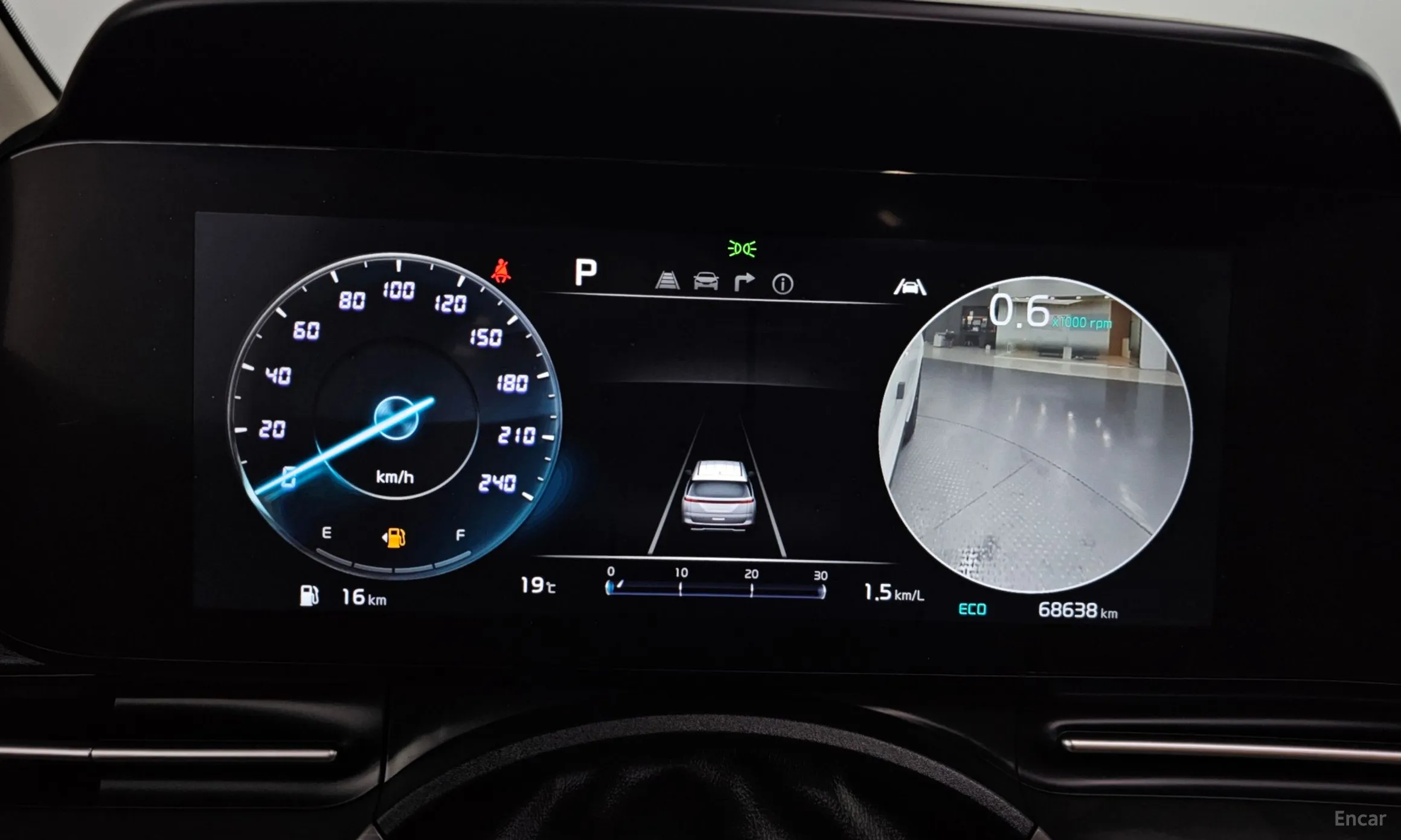 Kia Carnival Gen 4 превью 8