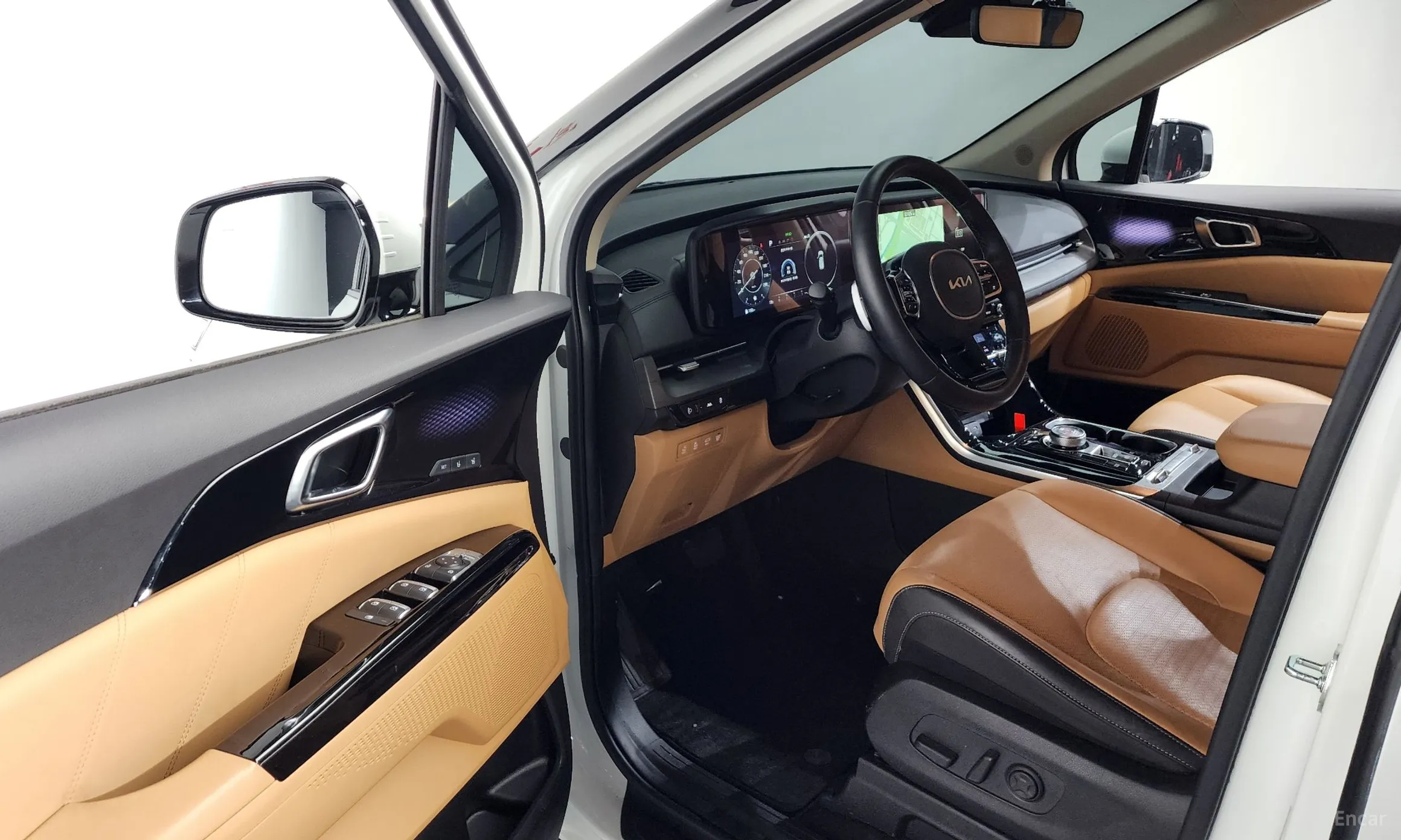 Kia Carnival Gen 4 превью 10