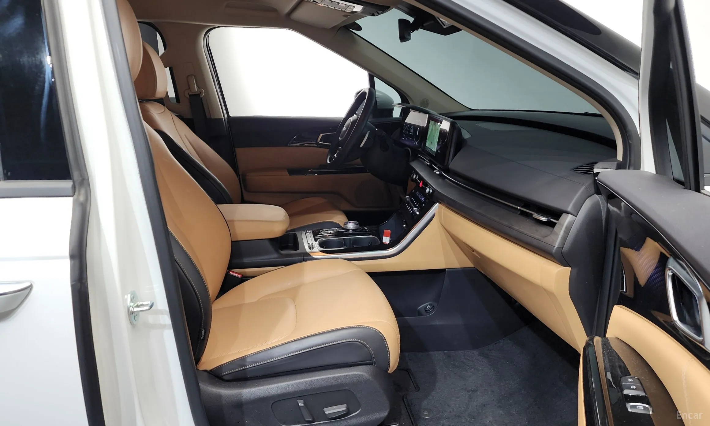 Kia Carnival Gen 4 превью 11