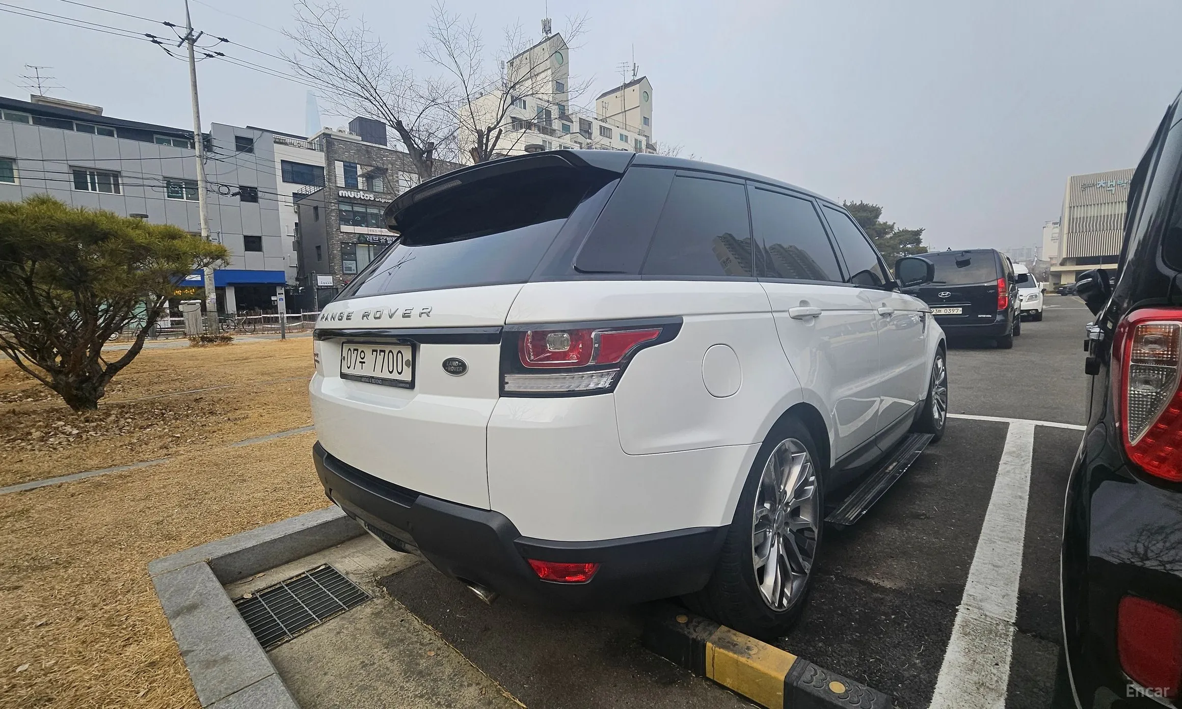 Land Rover Range Rover Sport 2nd Generation превью 4