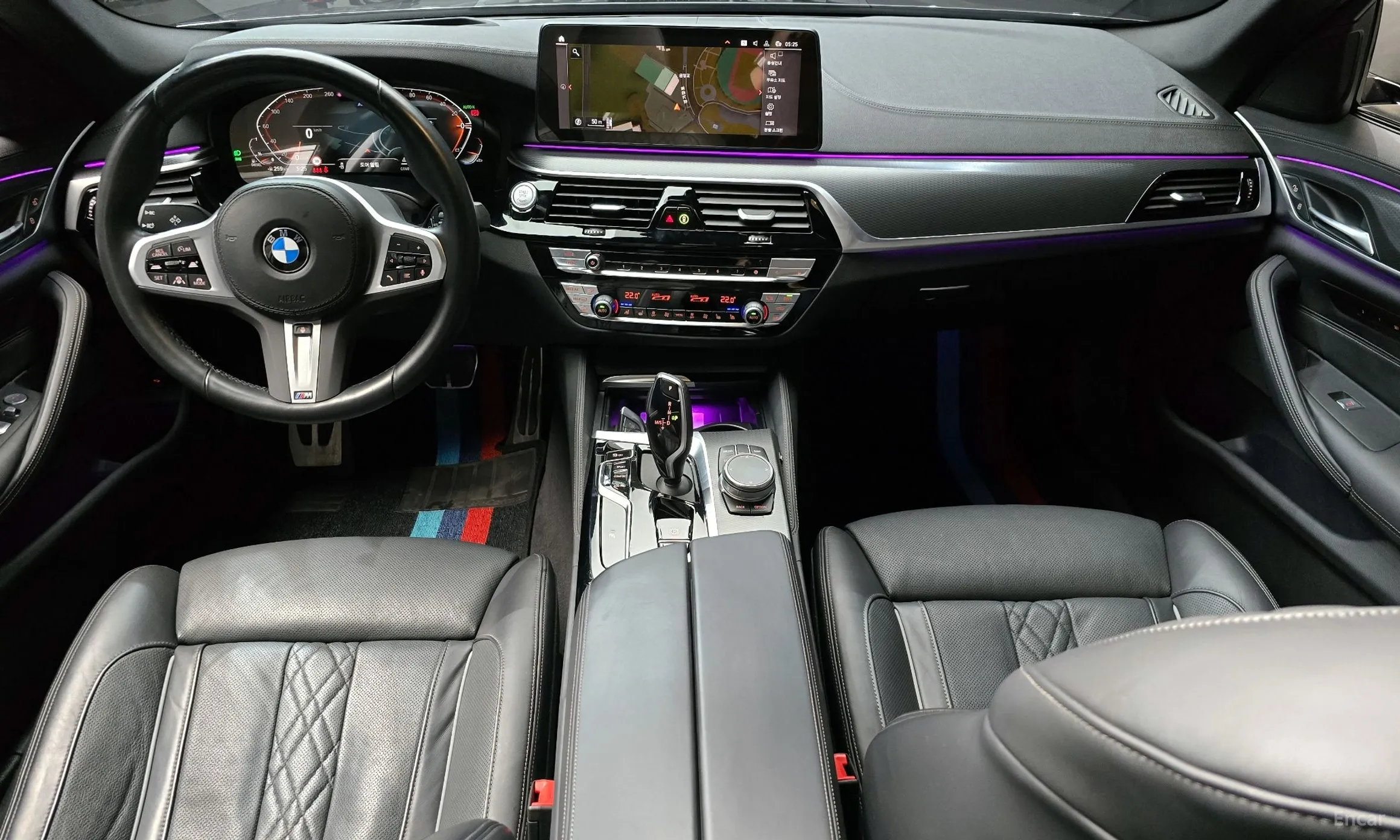 BMW 5 Series (G30) превью 7