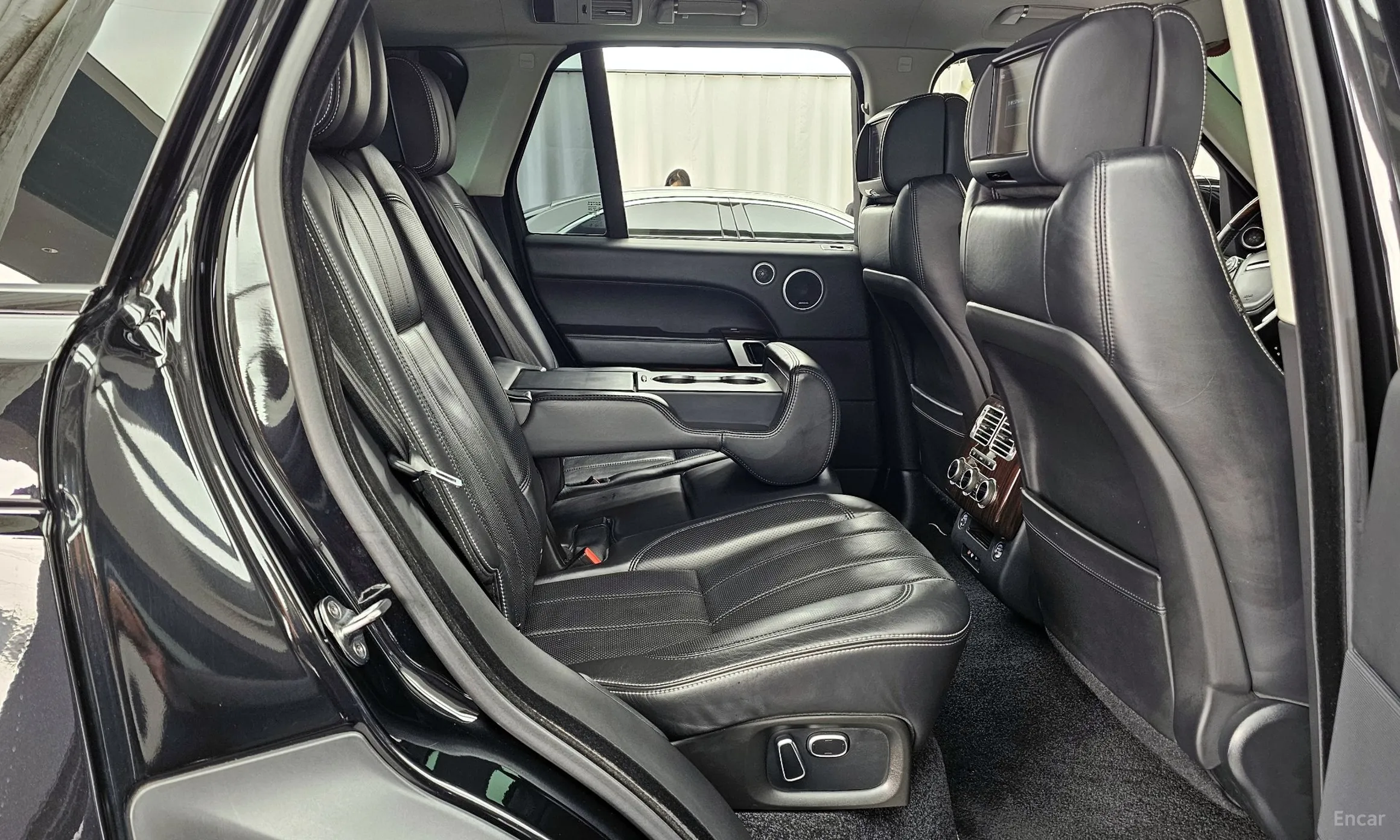 Land Rover Range Rover 4th Generation превью 12