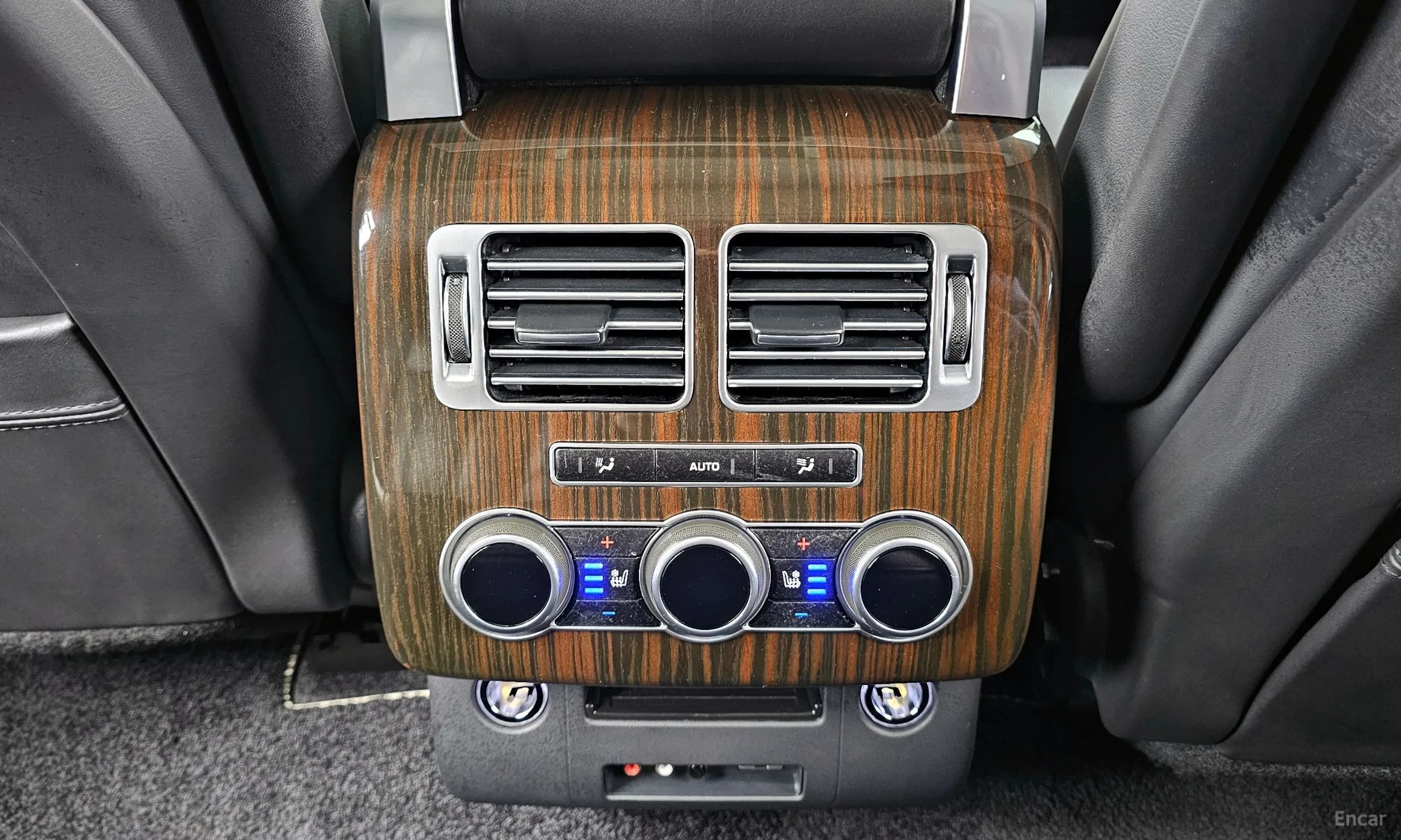 Land Rover Range Rover 4th Generation превью 18