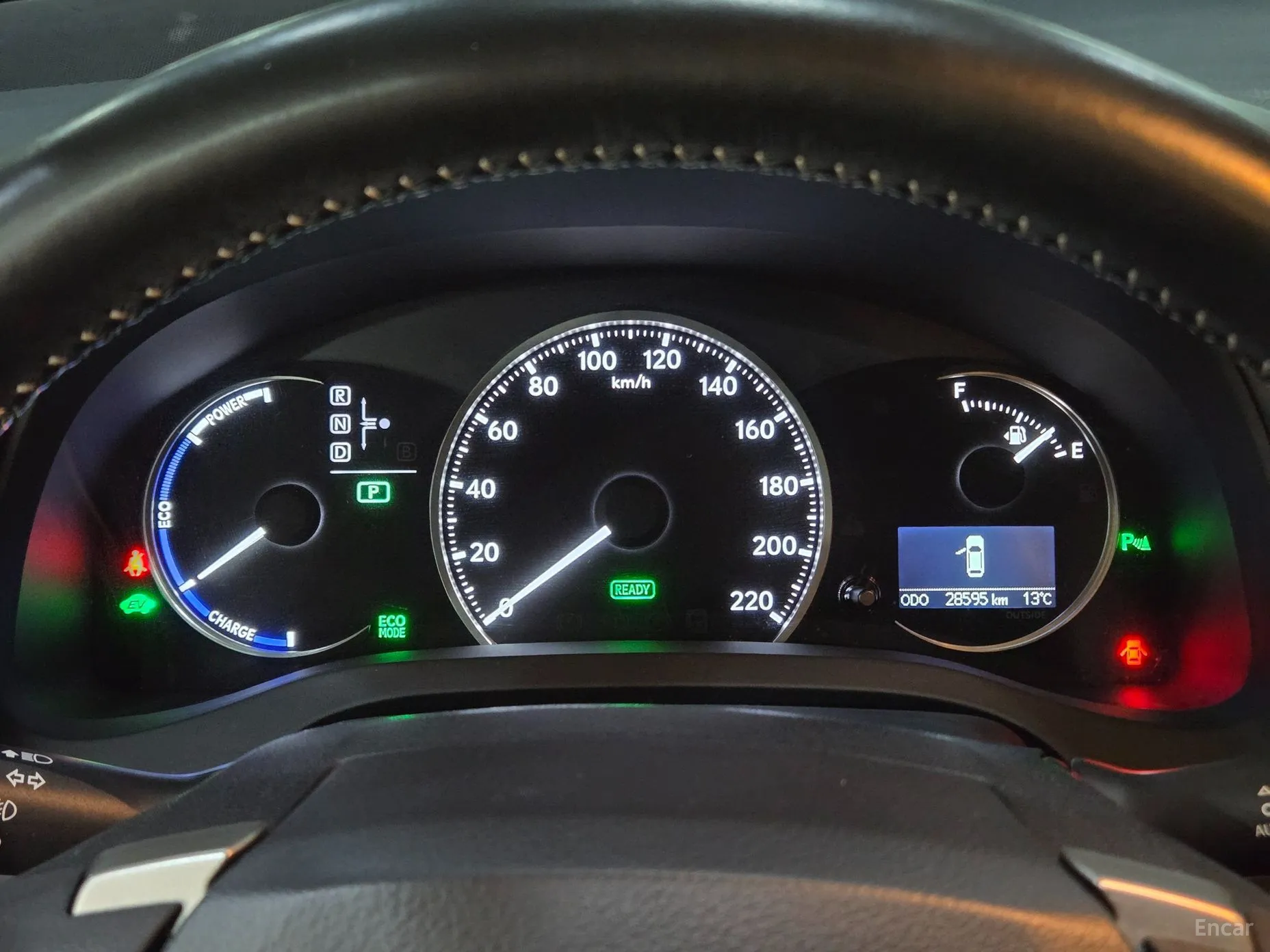 Lexus CT200h превью 10