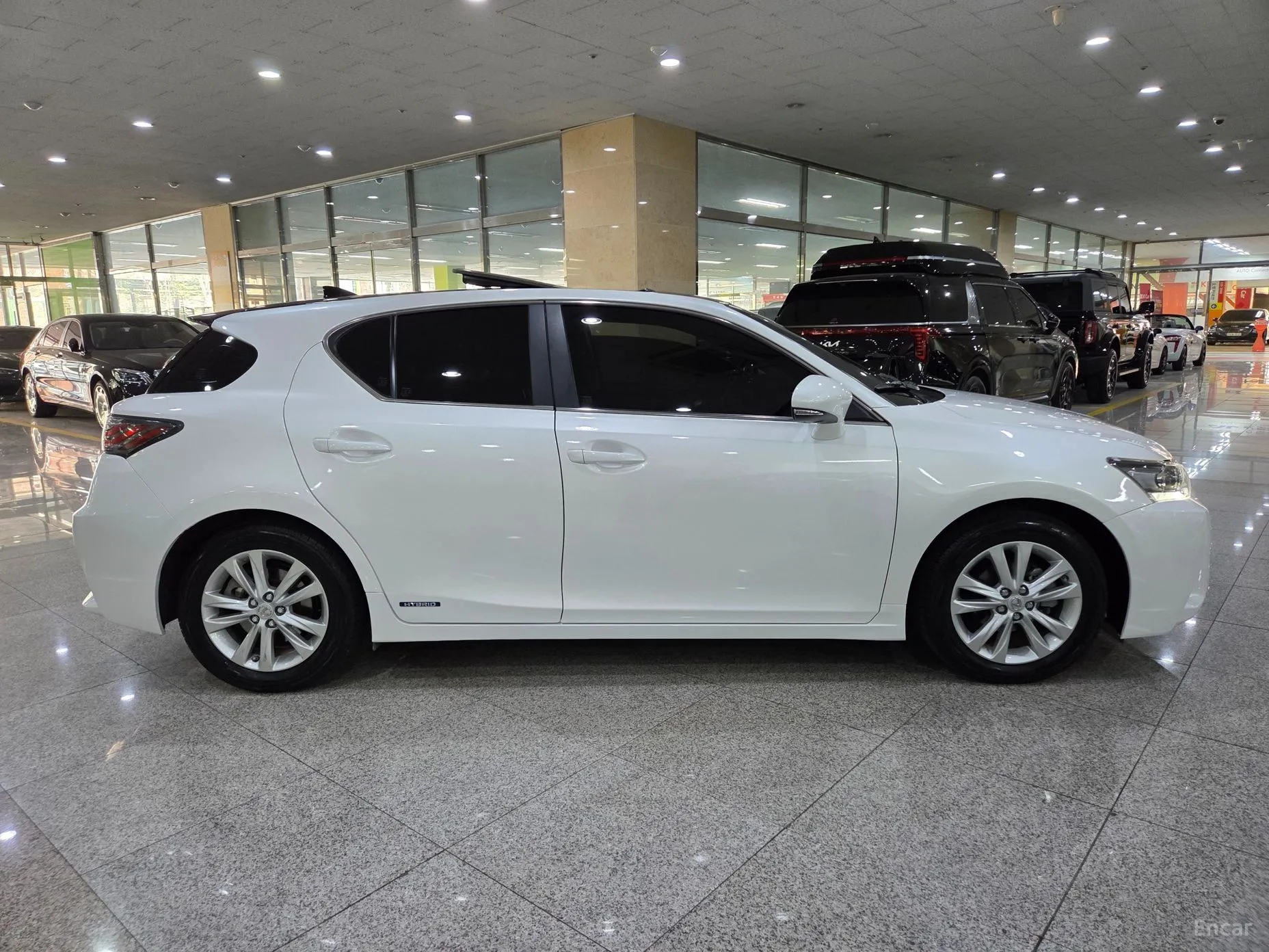 Lexus CT200h превью 5