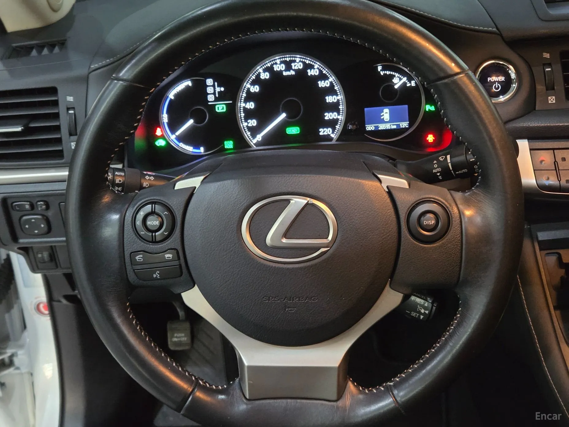 Lexus CT200h превью 9