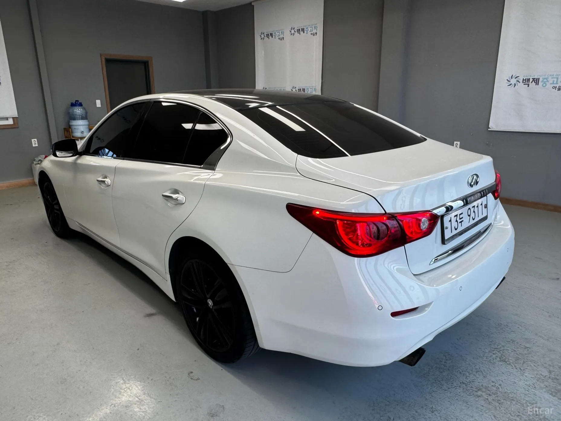 Infiniti Q50