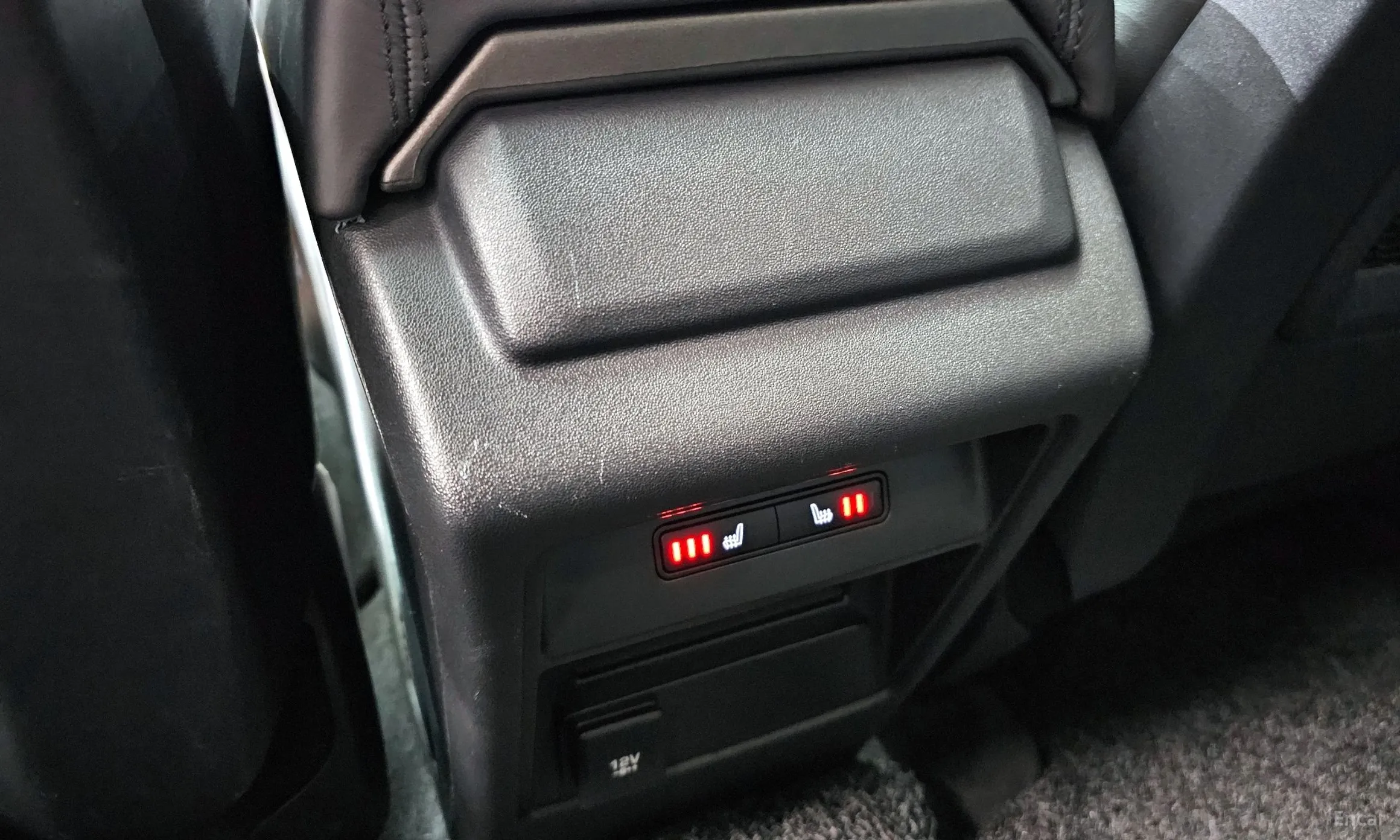 Land Rover Discovery Sports превью 17