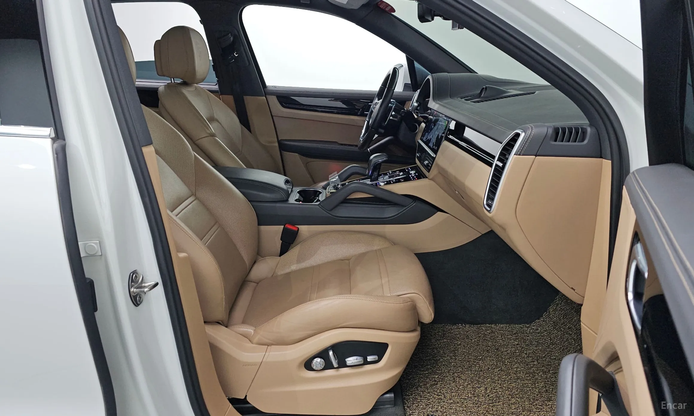 Porsche Cayenne (PO536) превью 11