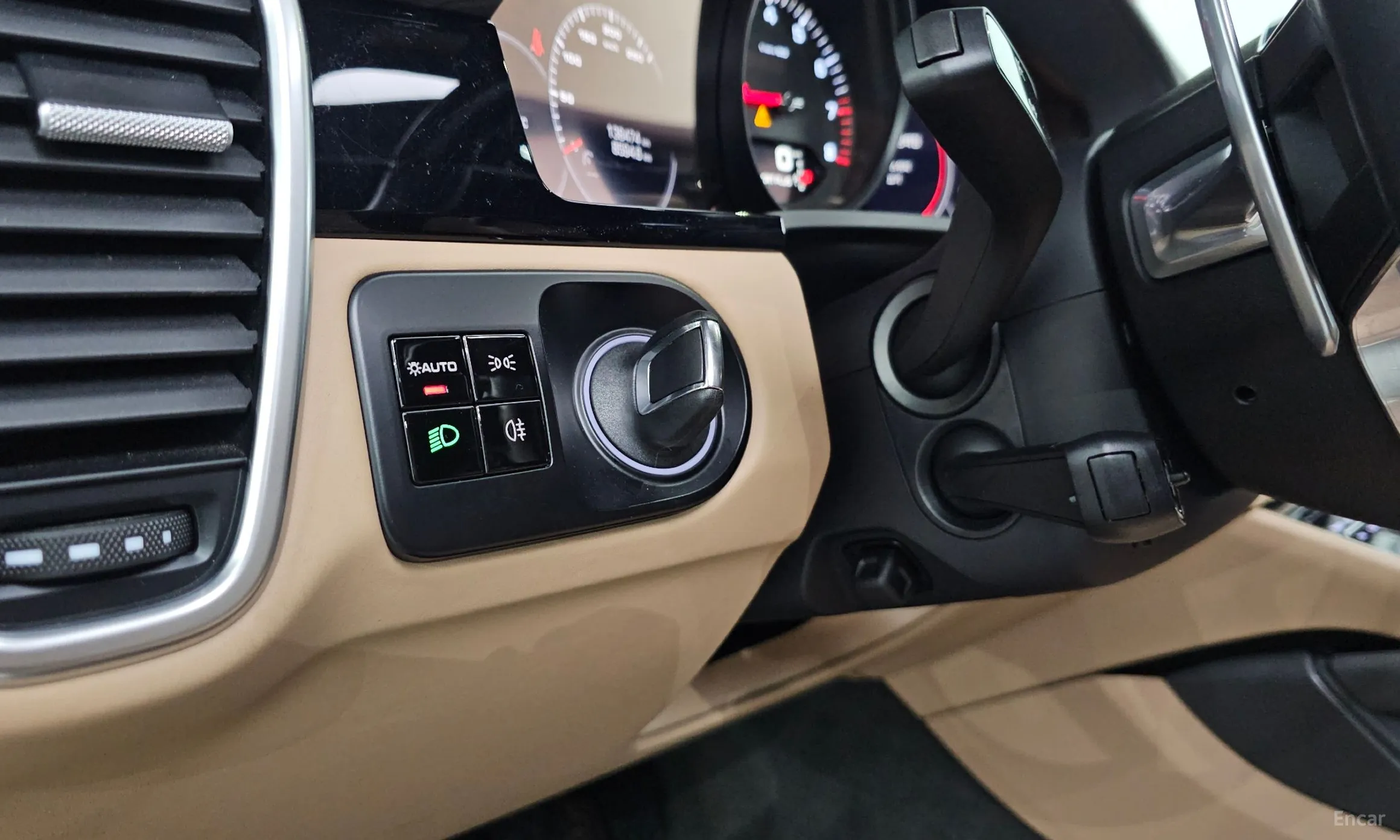 Porsche Cayenne (PO536) превью 18