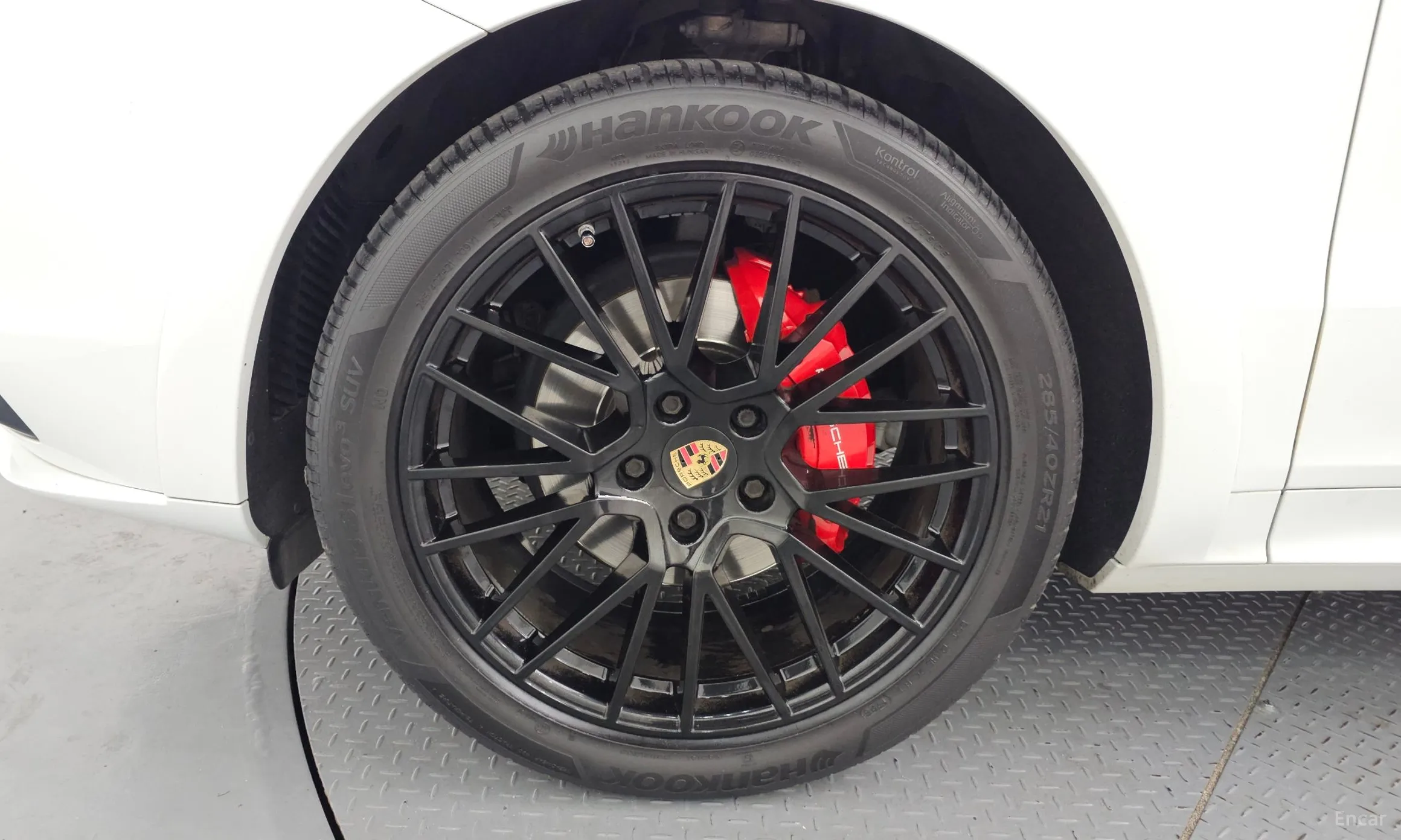 Porsche Cayenne (PO536) превью 5