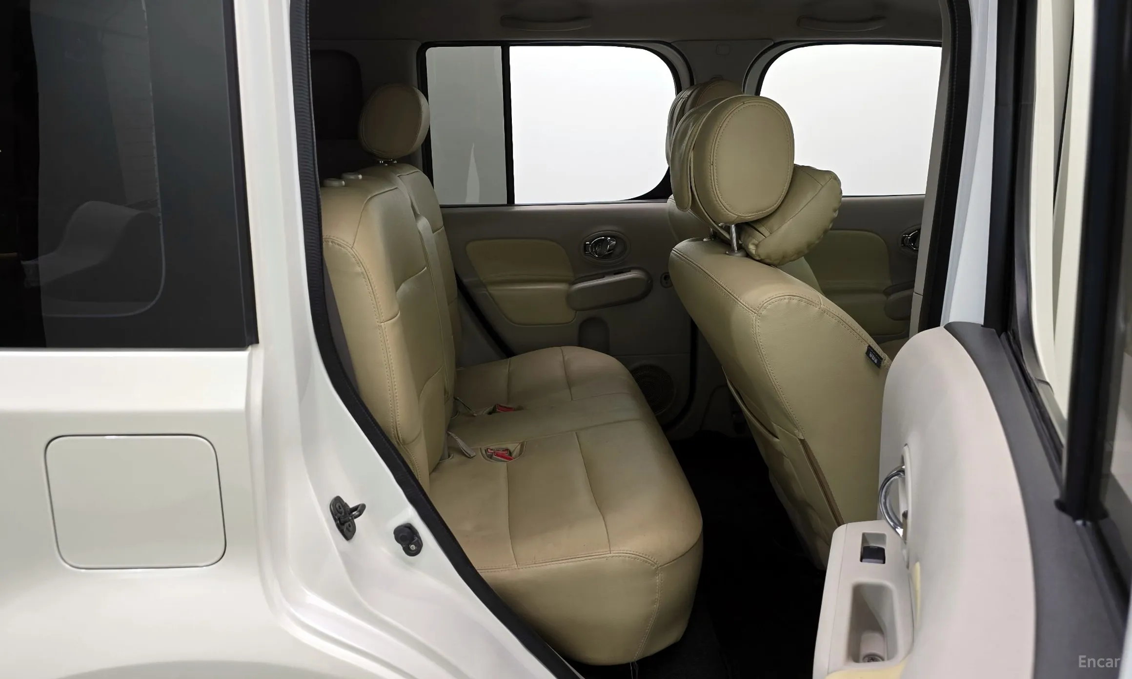 Nissan Cube превью 12