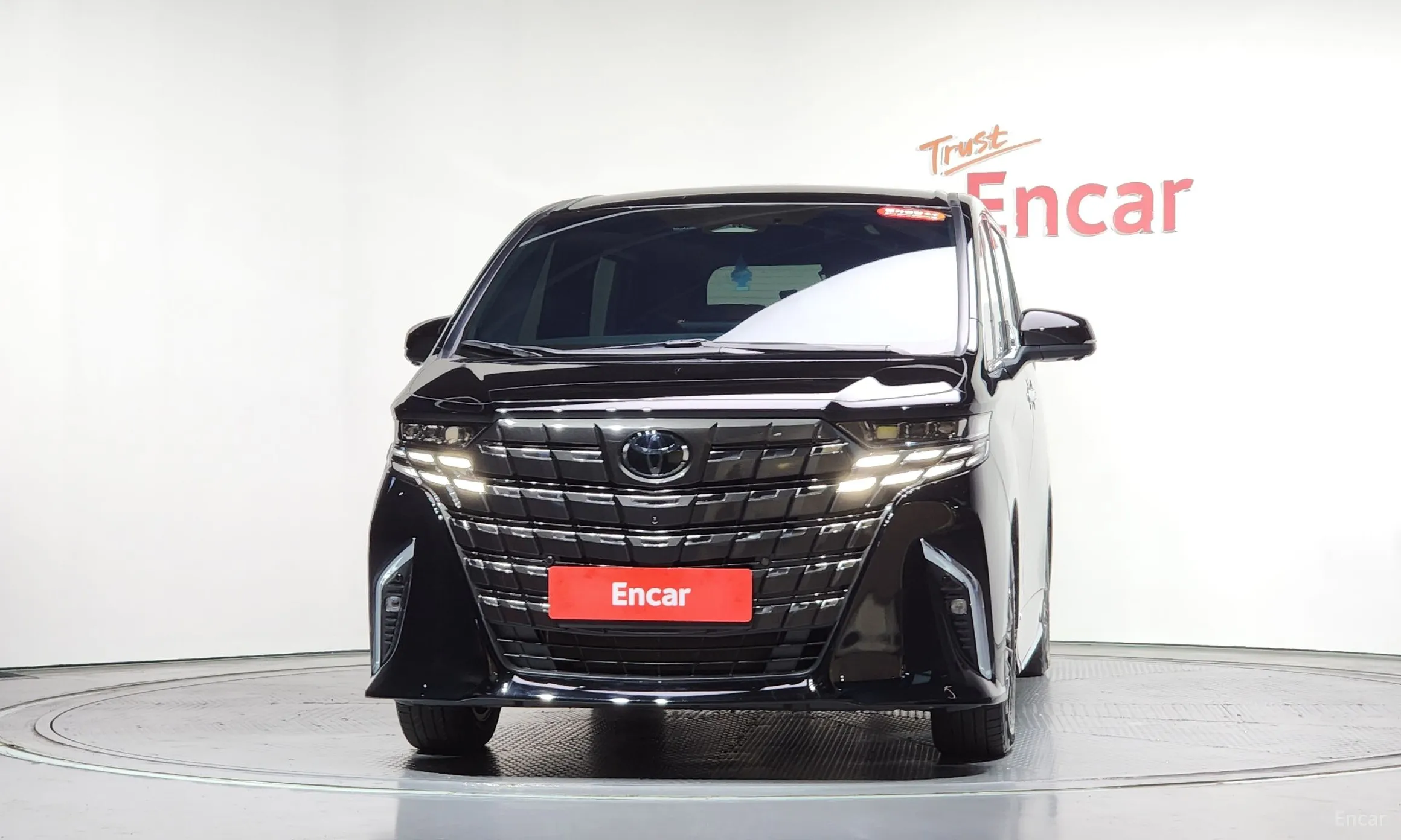 Toyota Alphard 4th Generation превью 3