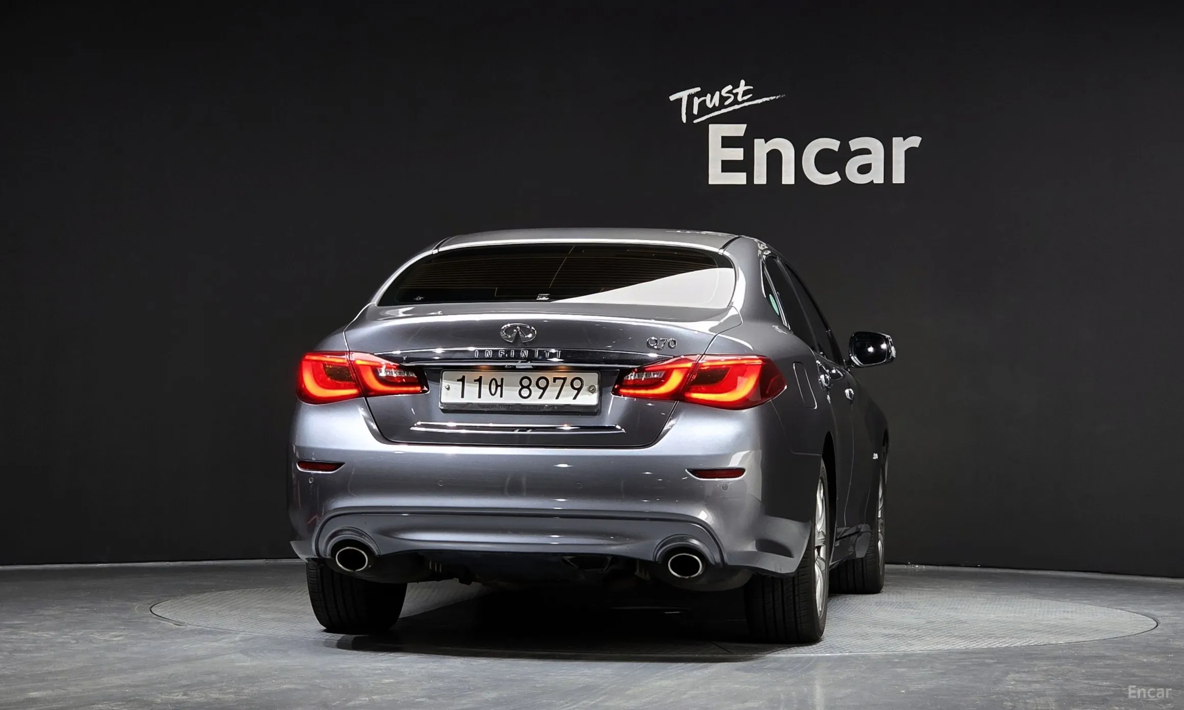 Infiniti Q70 превью 4