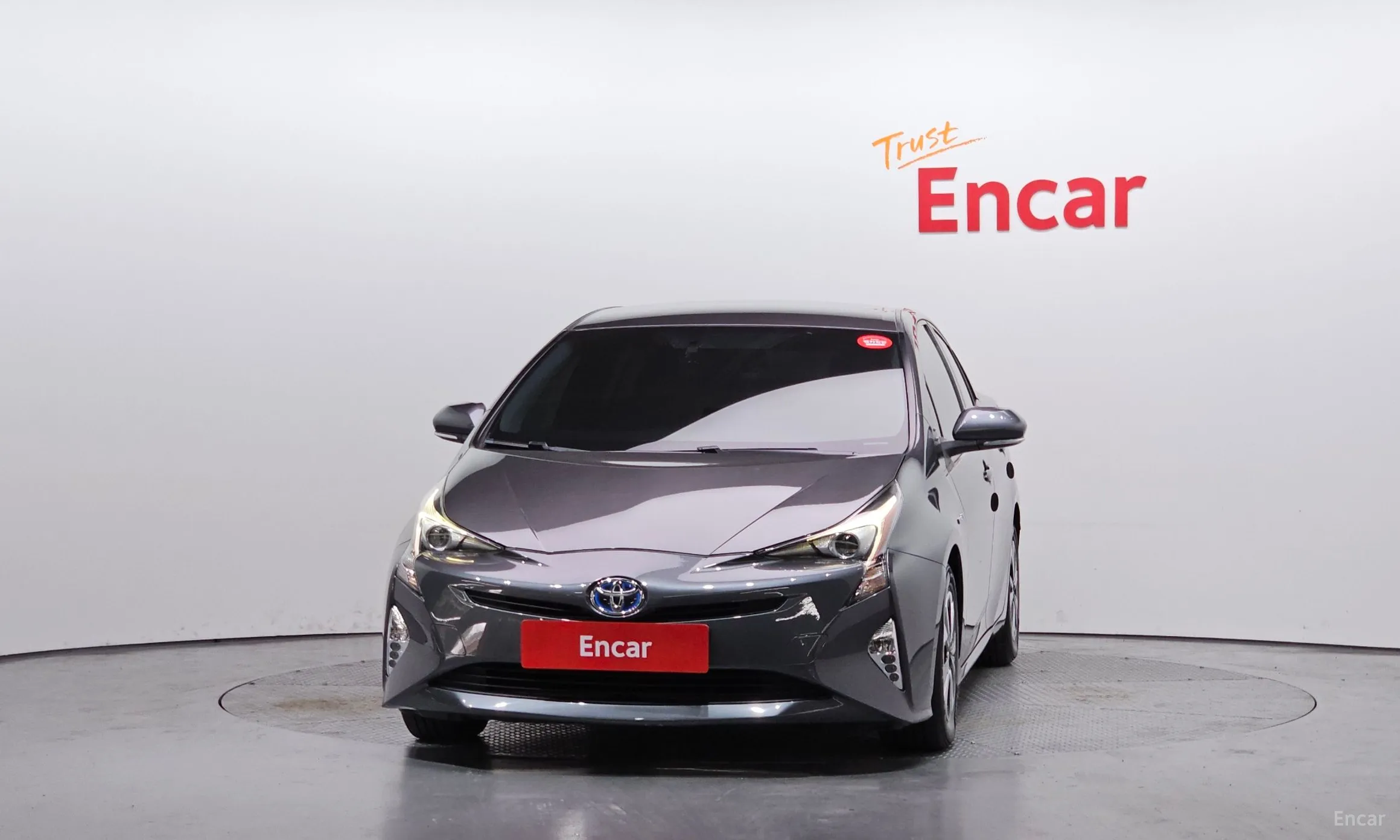 Toyota Prius 4th Generation превью 3