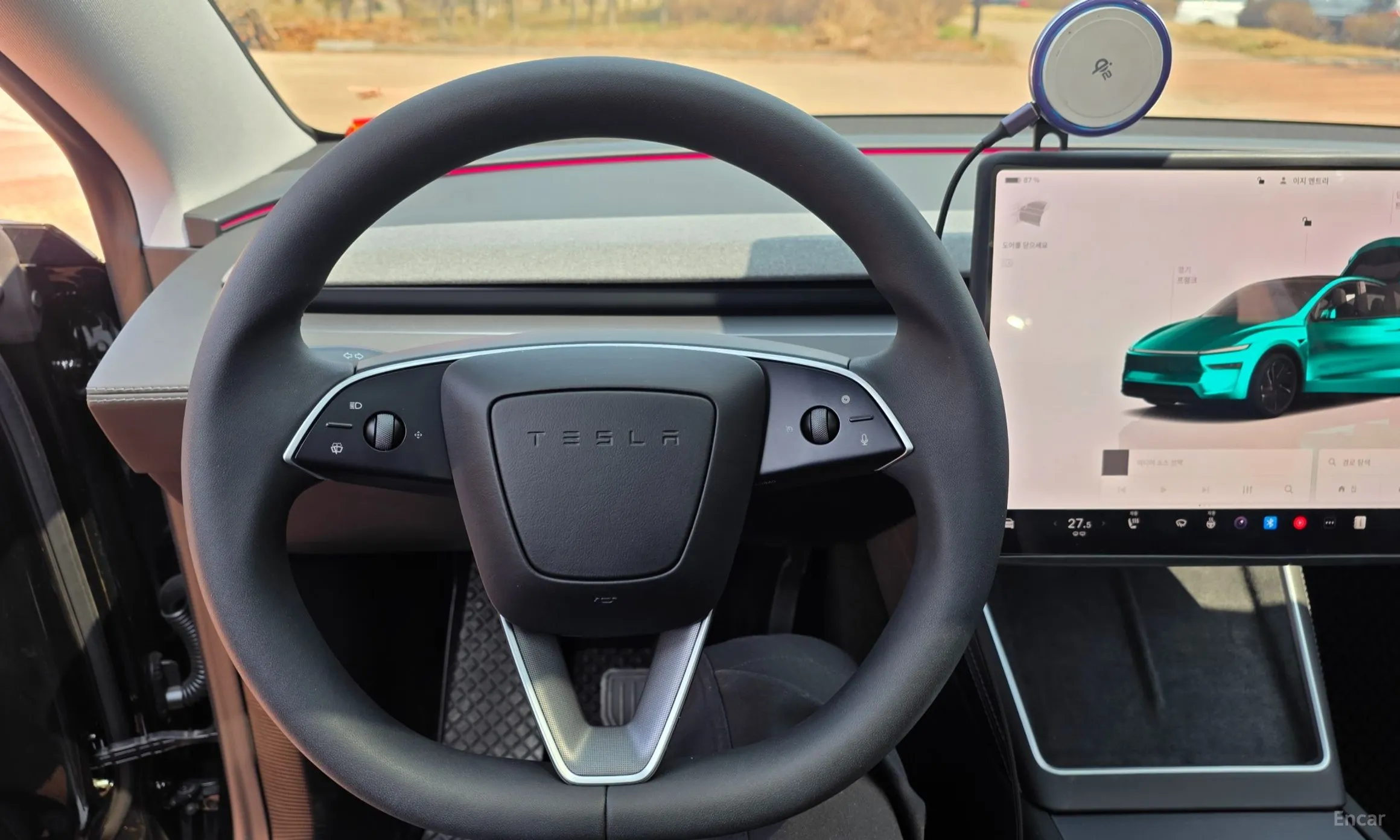 Tesla Model Y превью 10
