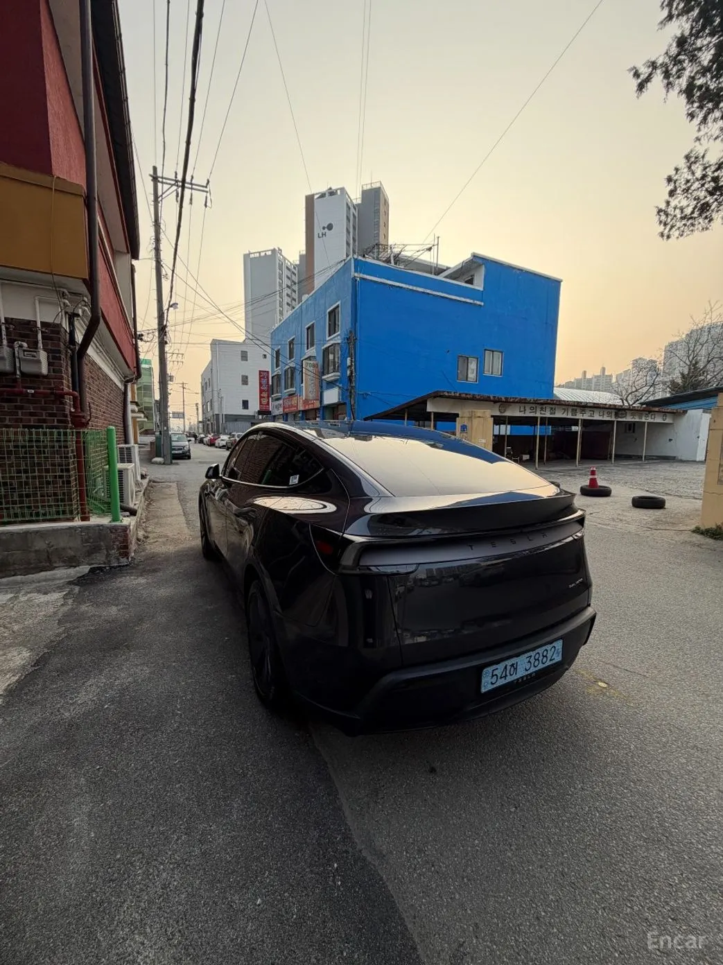 Tesla Model Y превью 6