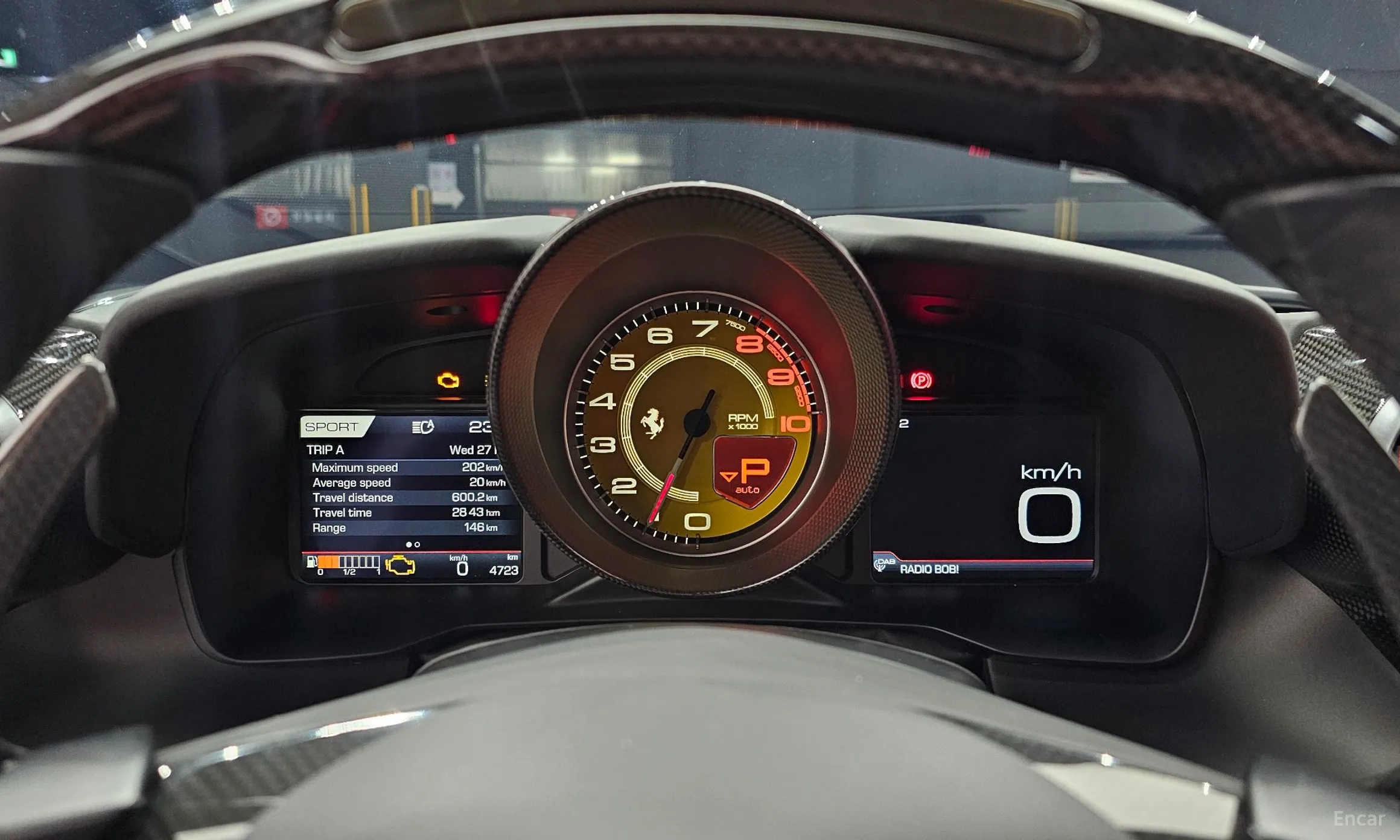 Ferrari F8 Tributo превью 8