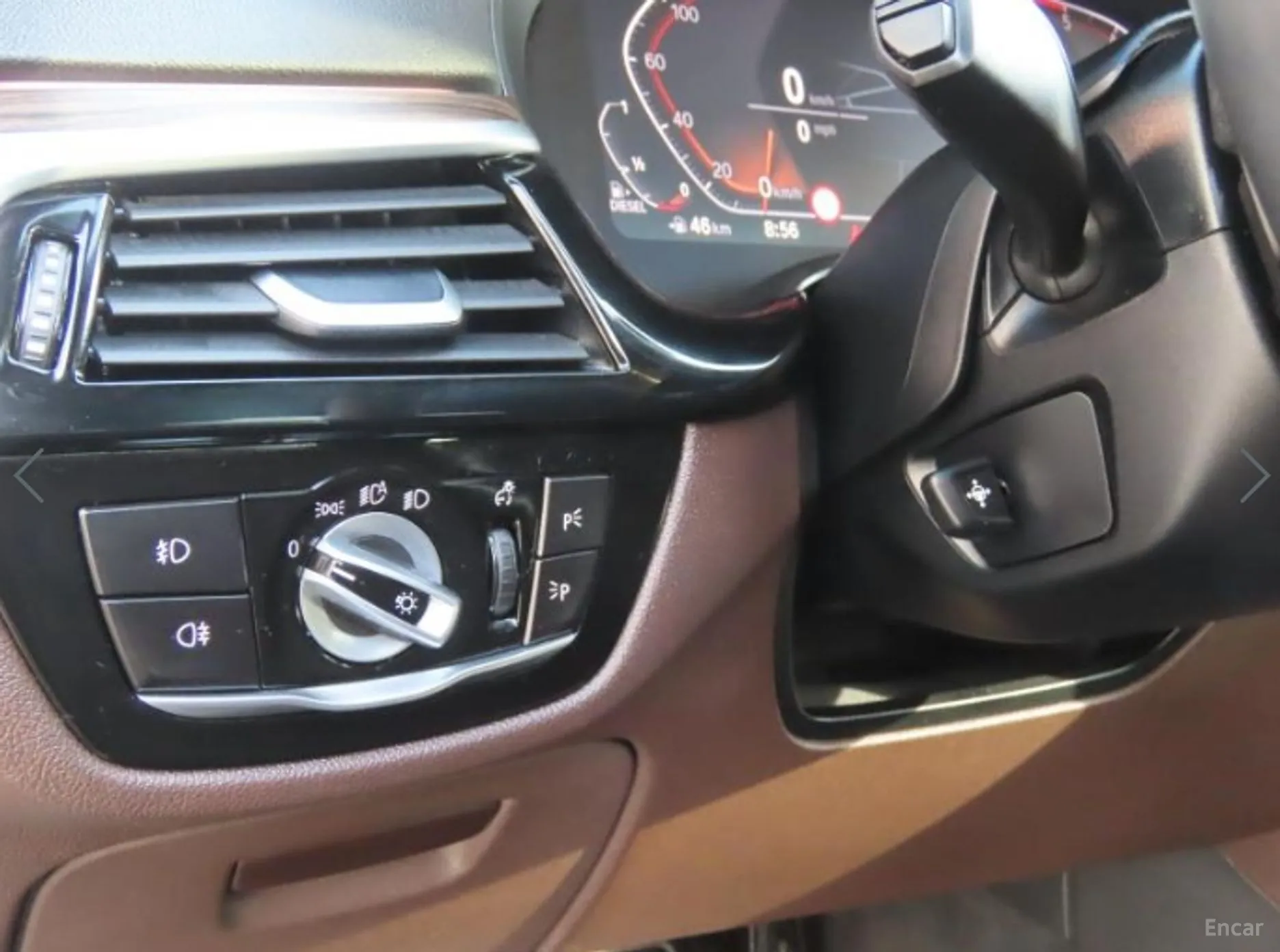 BMW 5 Series (G30) превью 11
