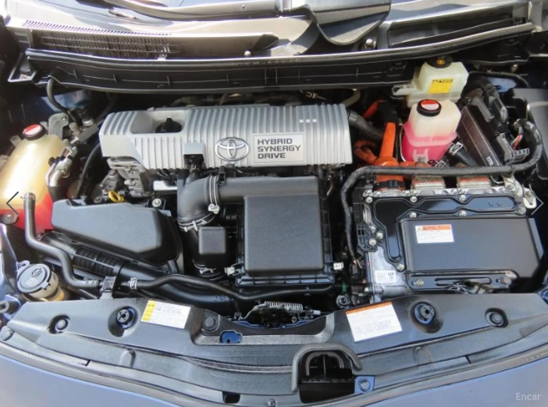 BMW 5 Series (G30) превью 19