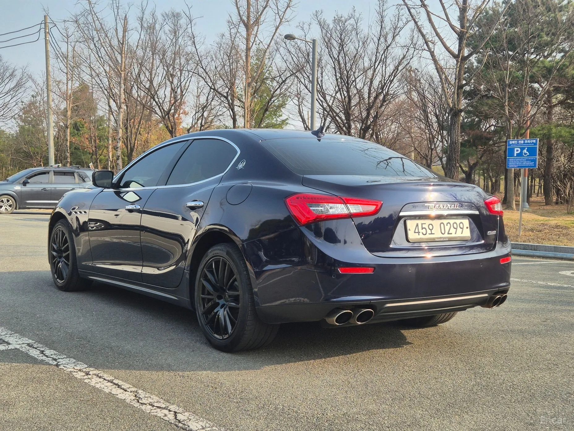 Maserati Ghibli превью 6