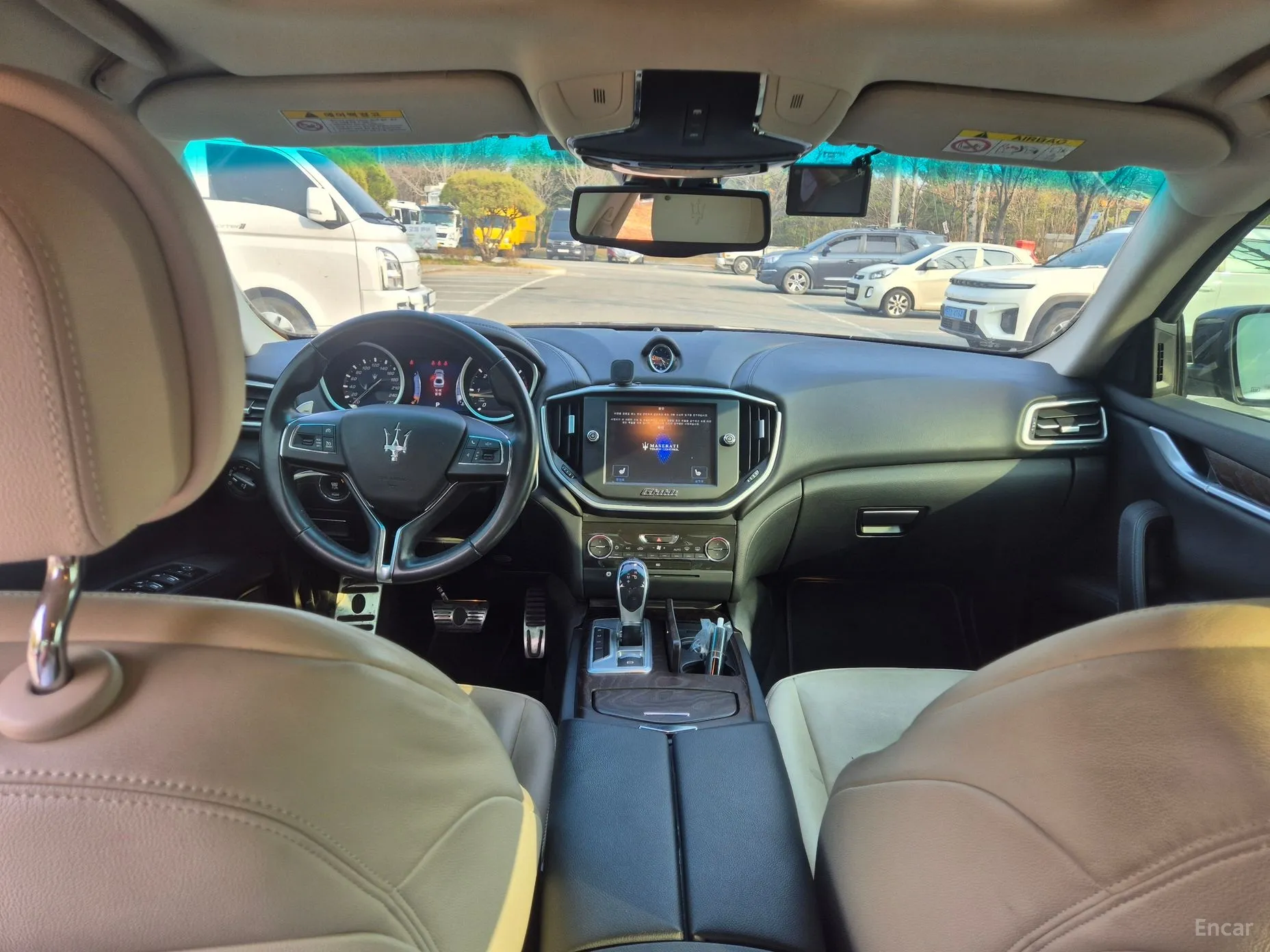 Maserati Ghibli превью 8