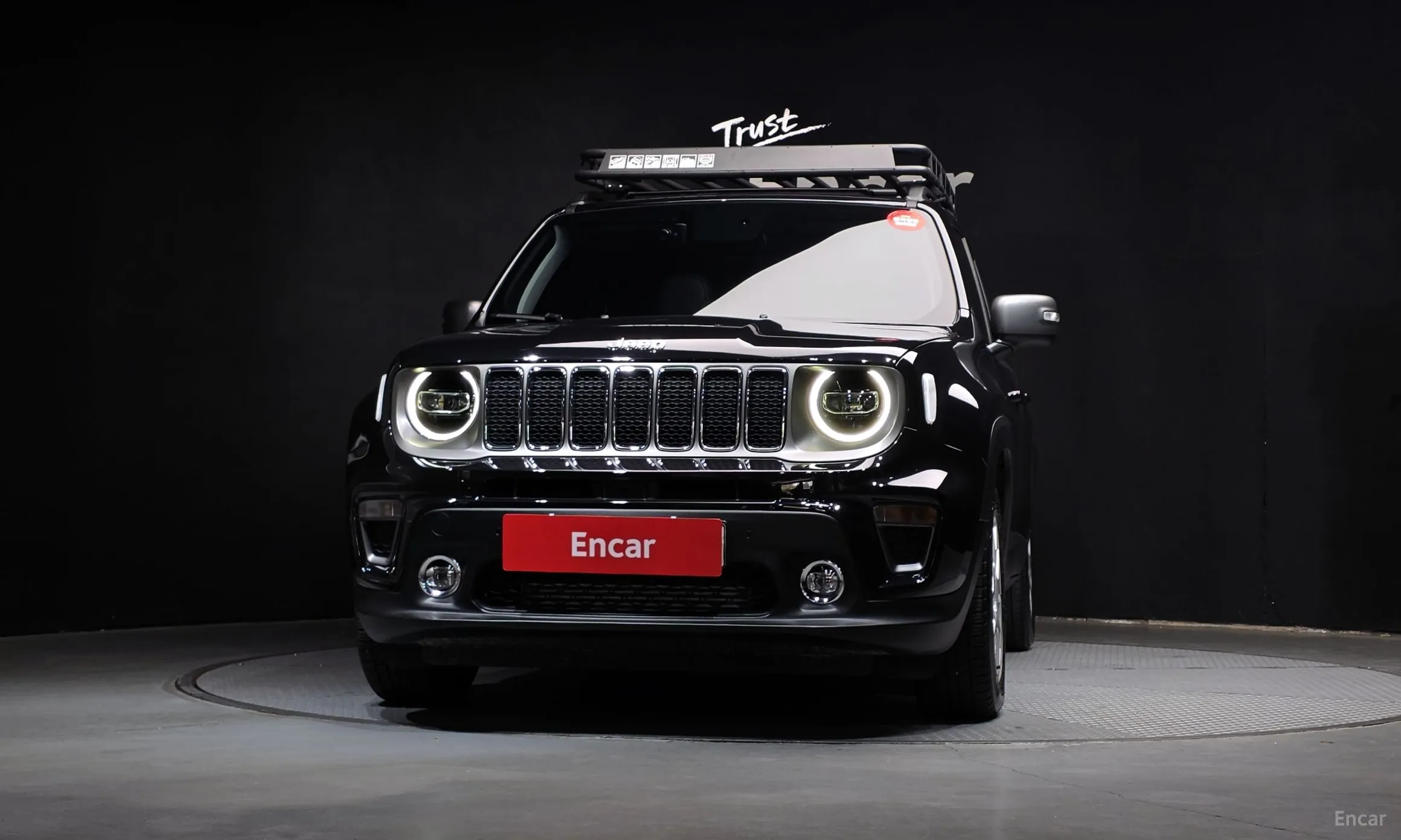 Jeep Renegade превью 3