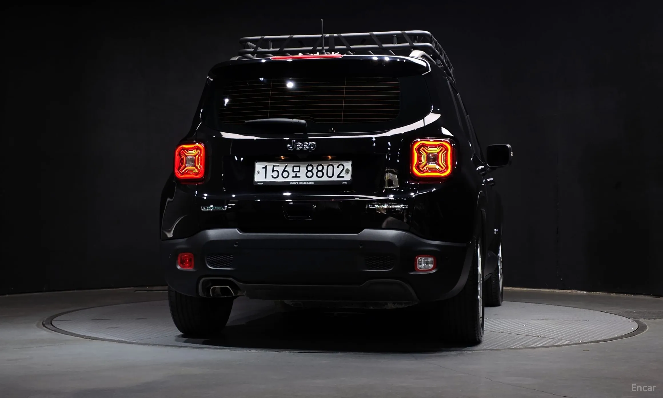 Jeep Renegade превью 4